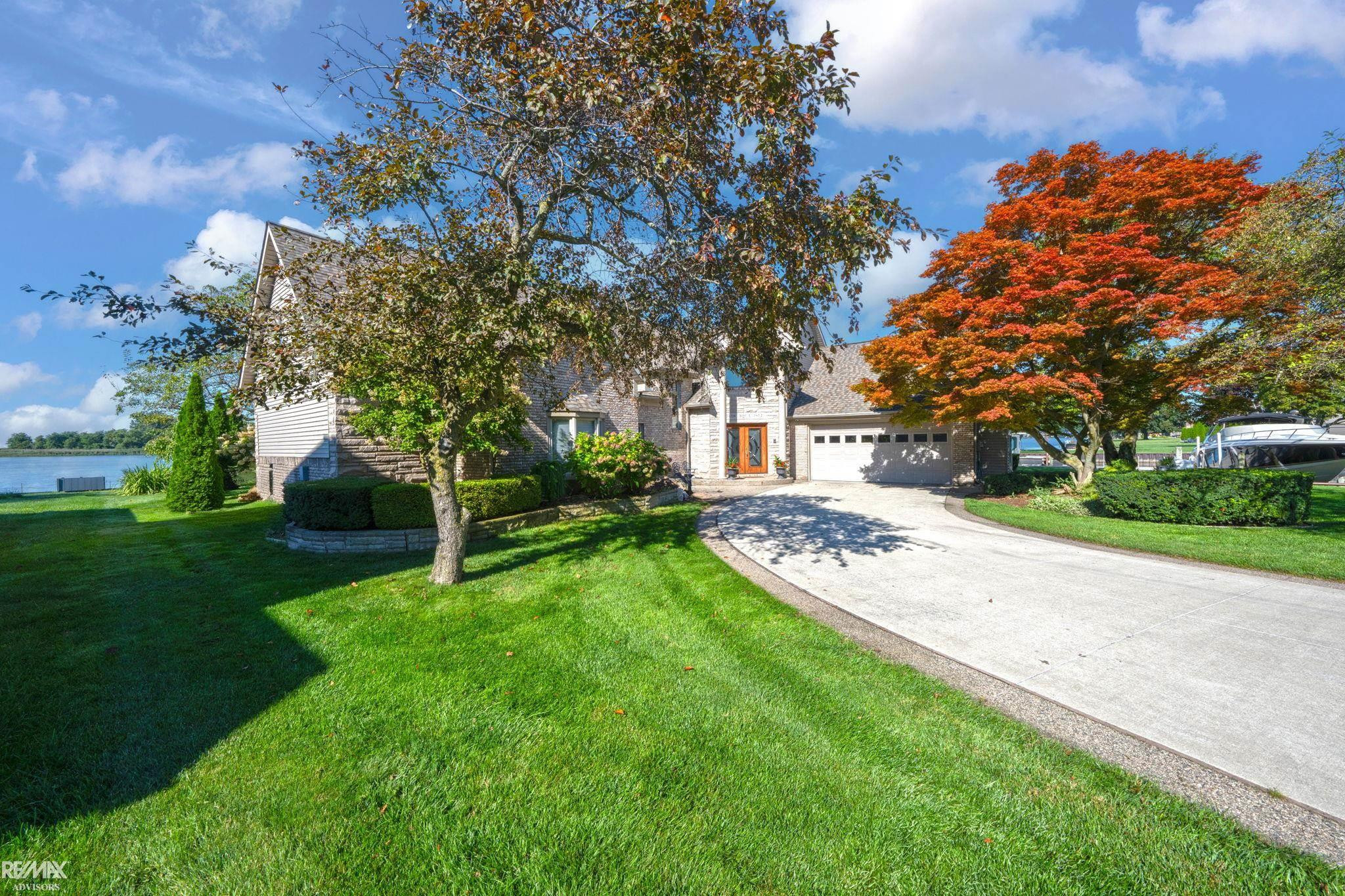 7418 Aqua Isle Drive, Algonac, MI 48001 — Photo 4
