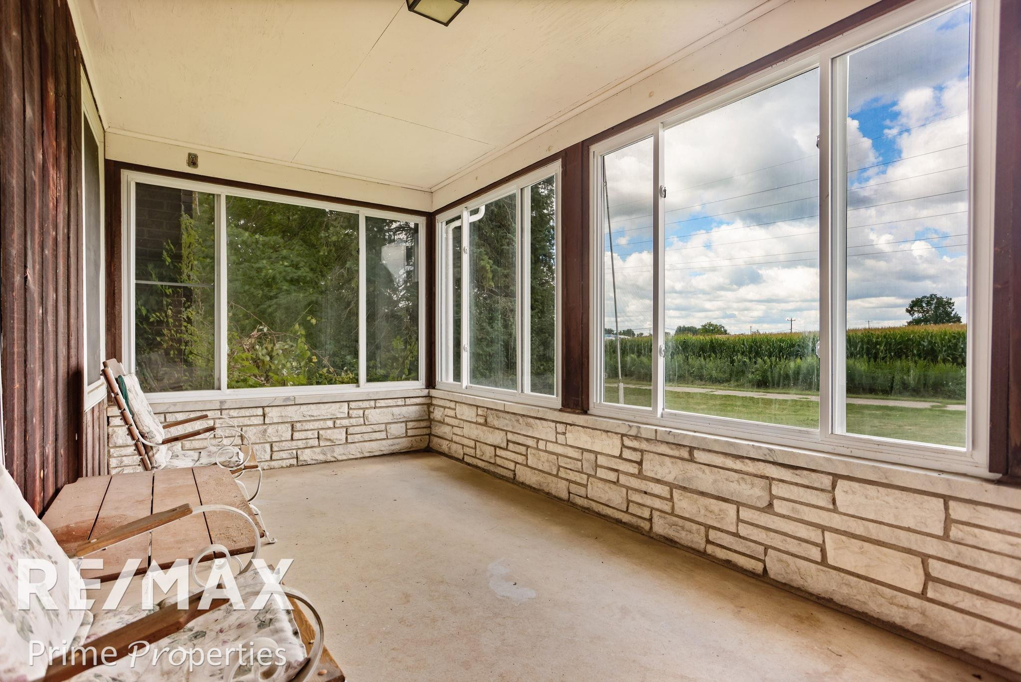 6267 Junction Road, Bridgeport, MI 48722 — Photo 9
