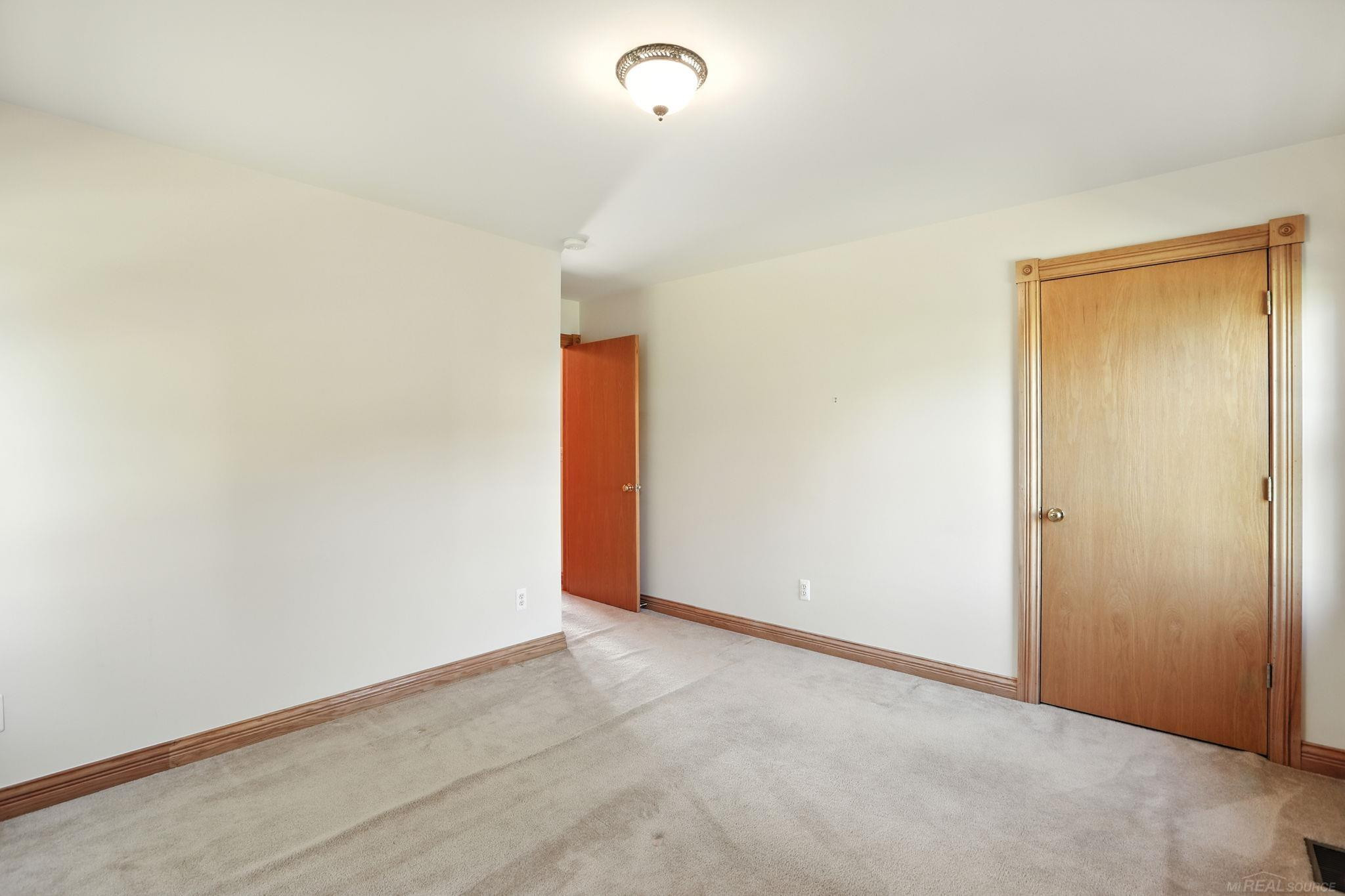 67649 Samuel Court, Richmond, MI 48062 — Photo 9