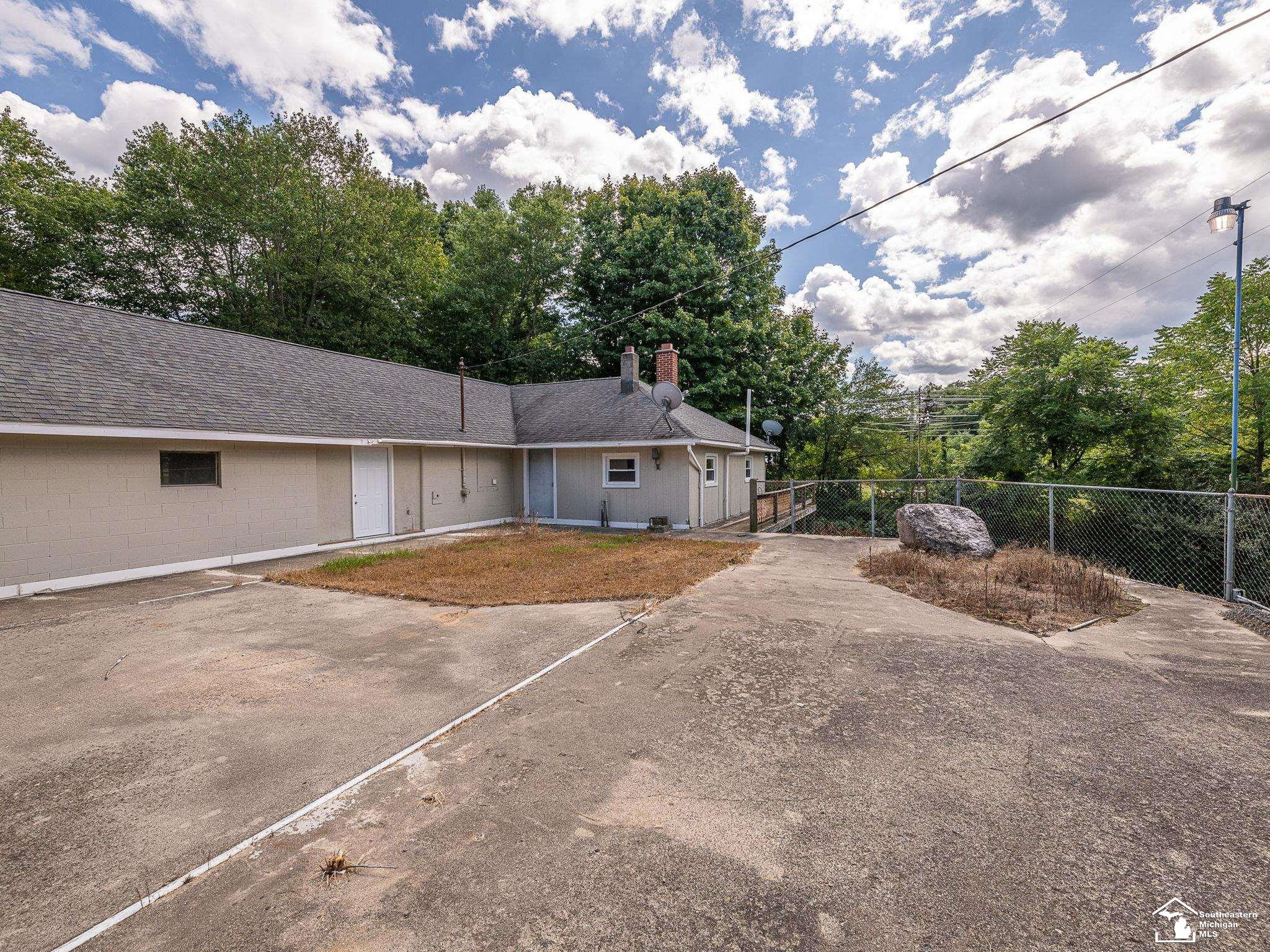 8706 Abbey Road, Jackson, MI 49201 — Photo 27