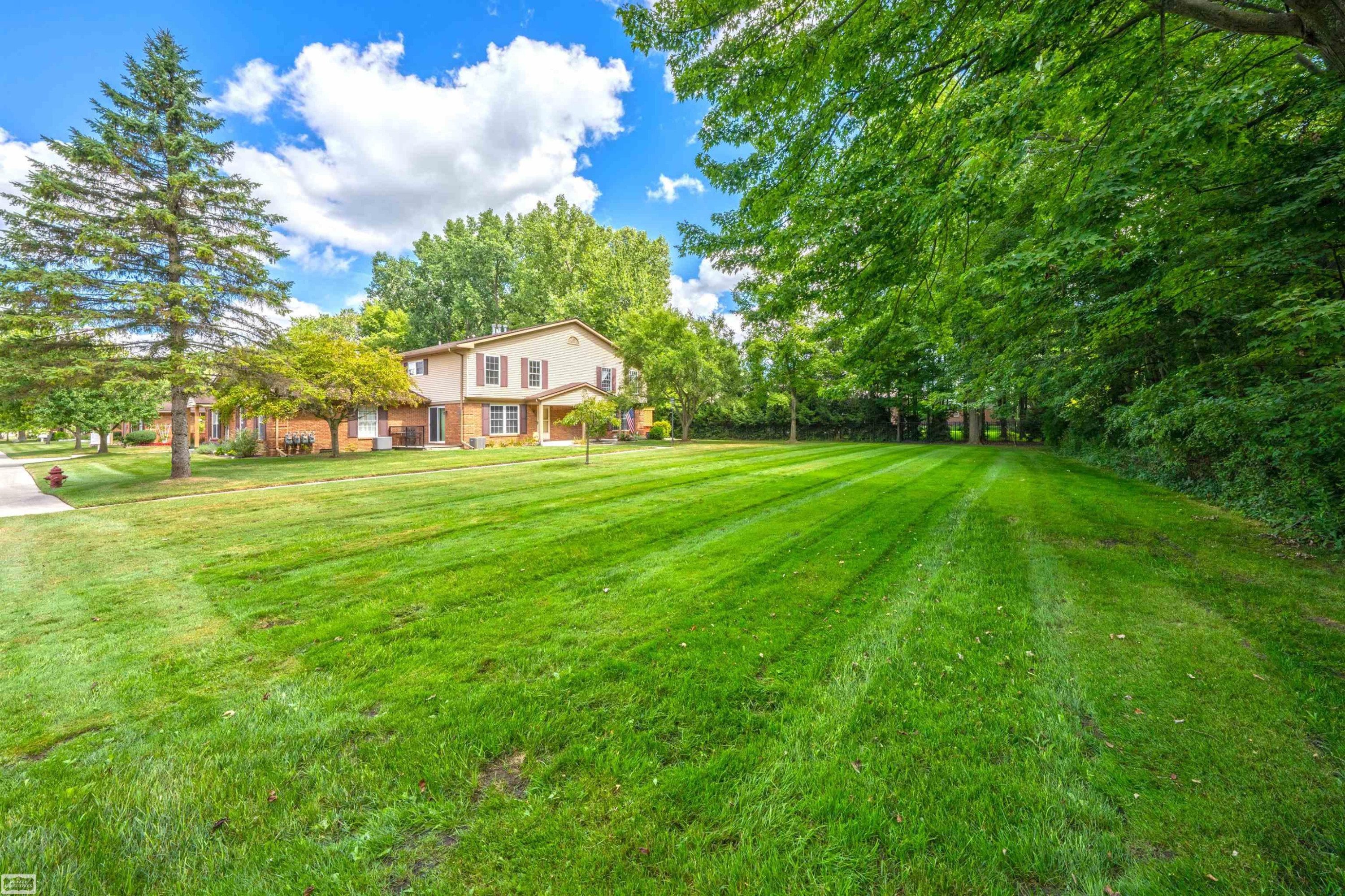 68034 Rosewood Lane, Richmond, MI 48062 — Photo 2