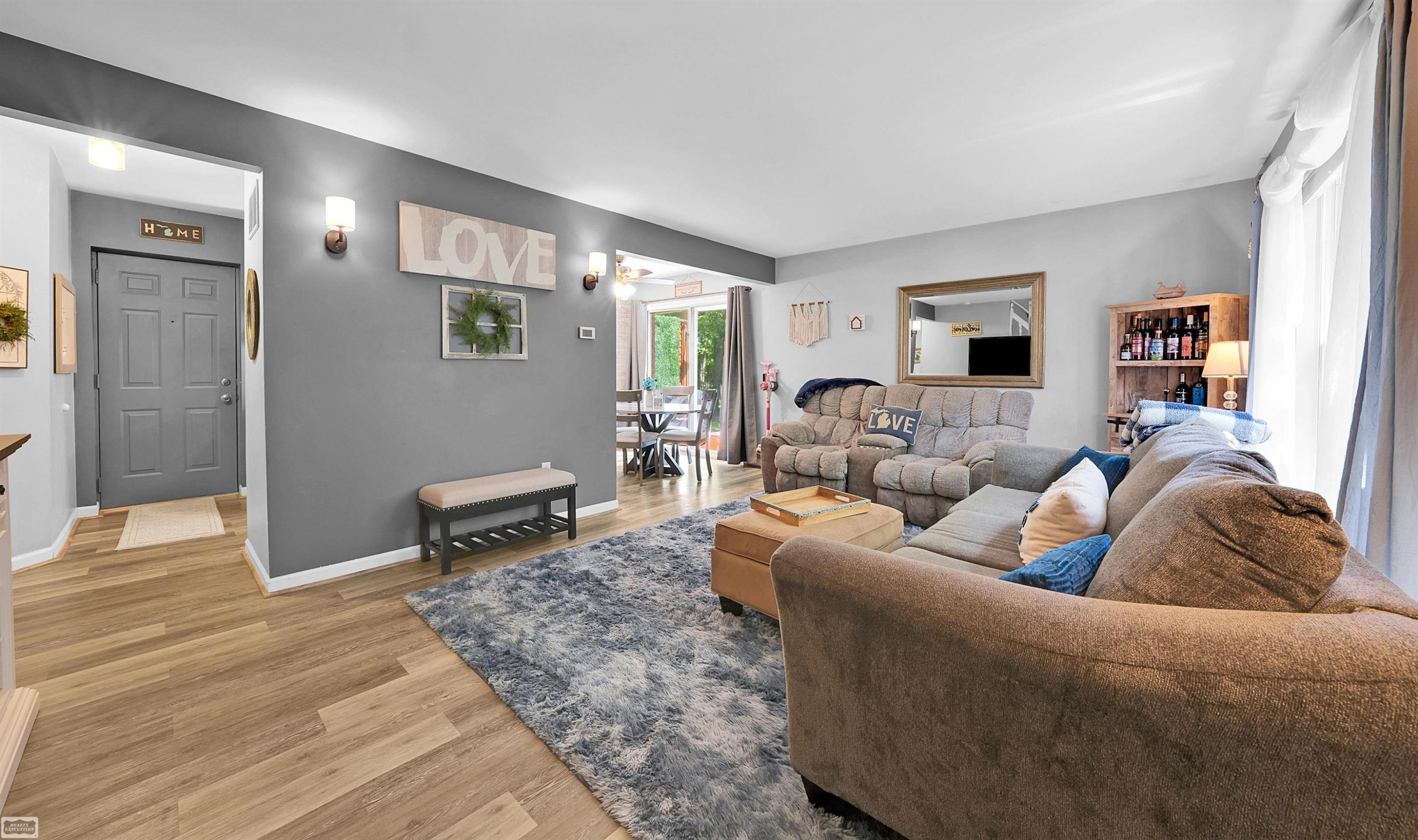 68034 Rosewood Lane, Richmond, MI 48062 — Photo 4