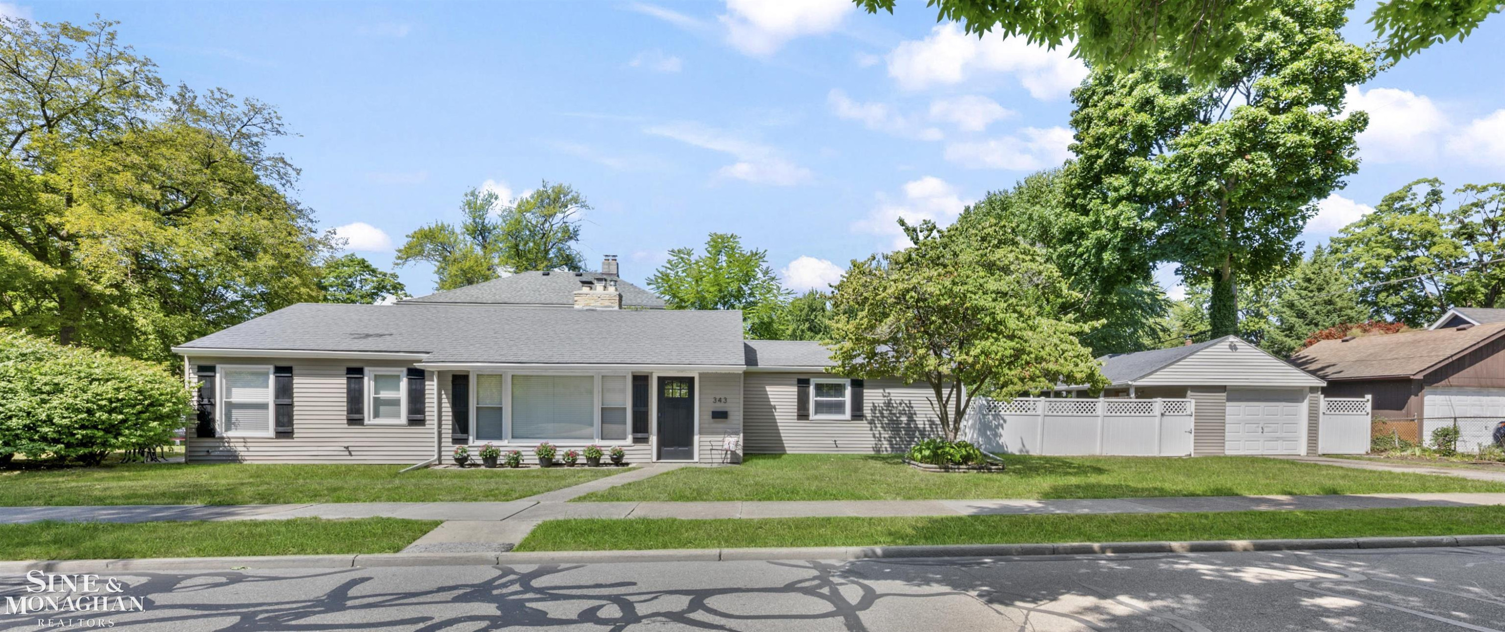 343 Beaupre Avenue, Grosse Pointe Farms, MI 48236 — front exterior