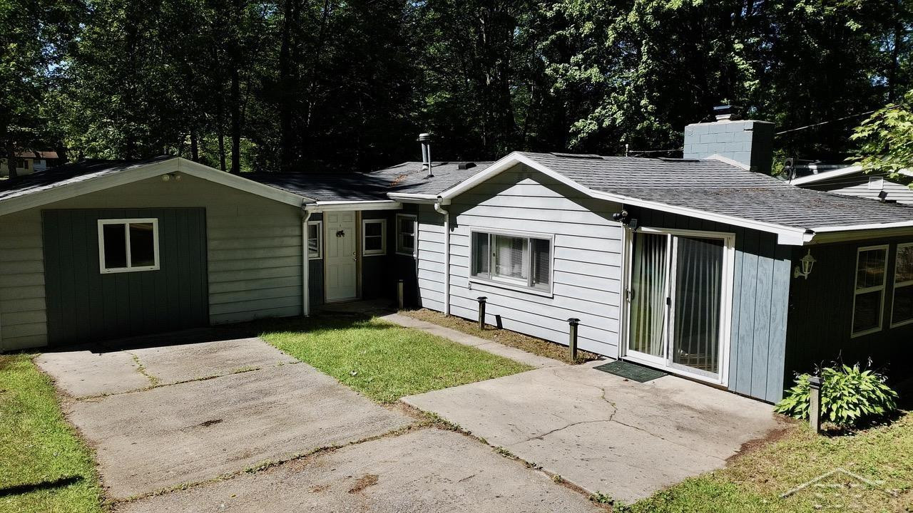 4887 Wildwood Street, Harrison, MI 48625 — Photo 4