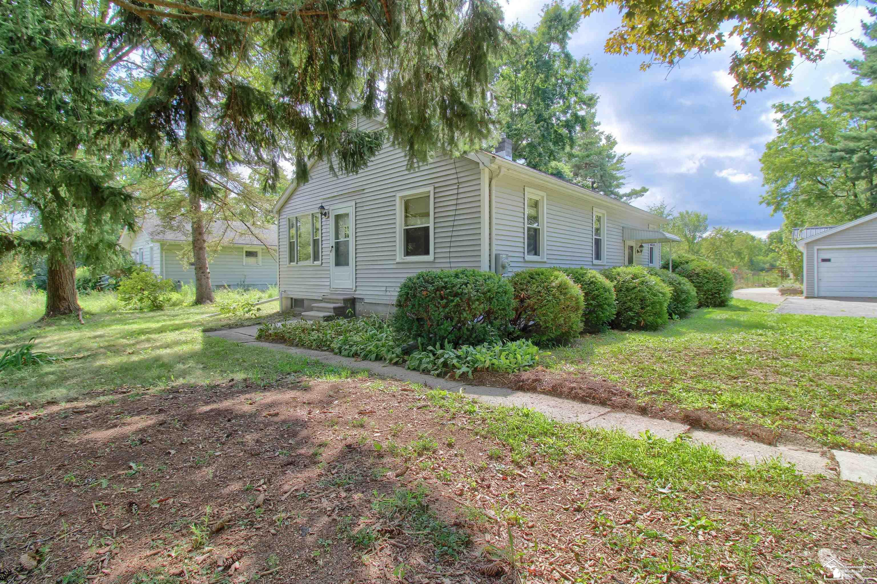3039 N Prospect Road, Ypsilanti, MI 48198 — Photo 3