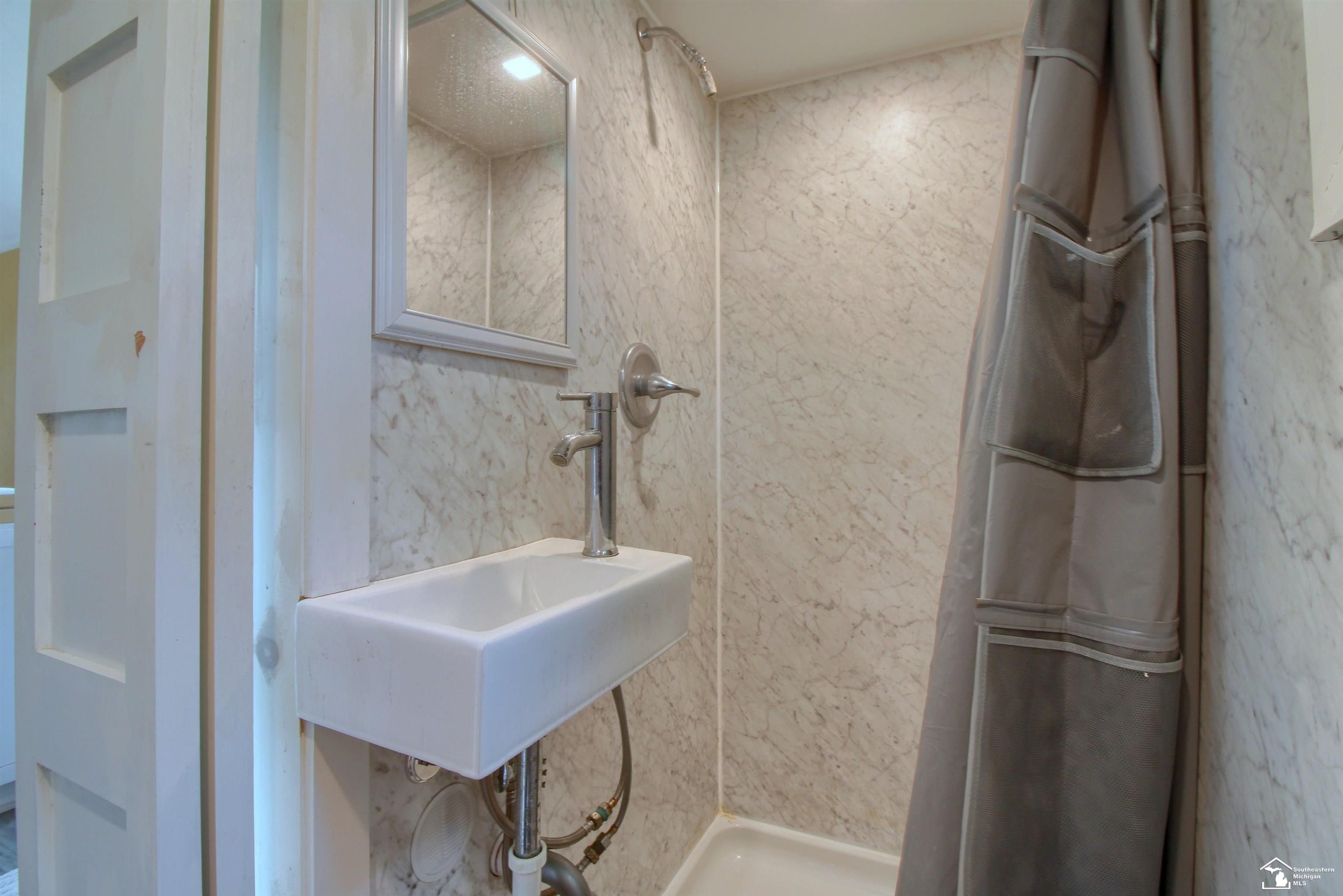 3039 N Prospect Road, Ypsilanti, MI 48198 — Photo 30