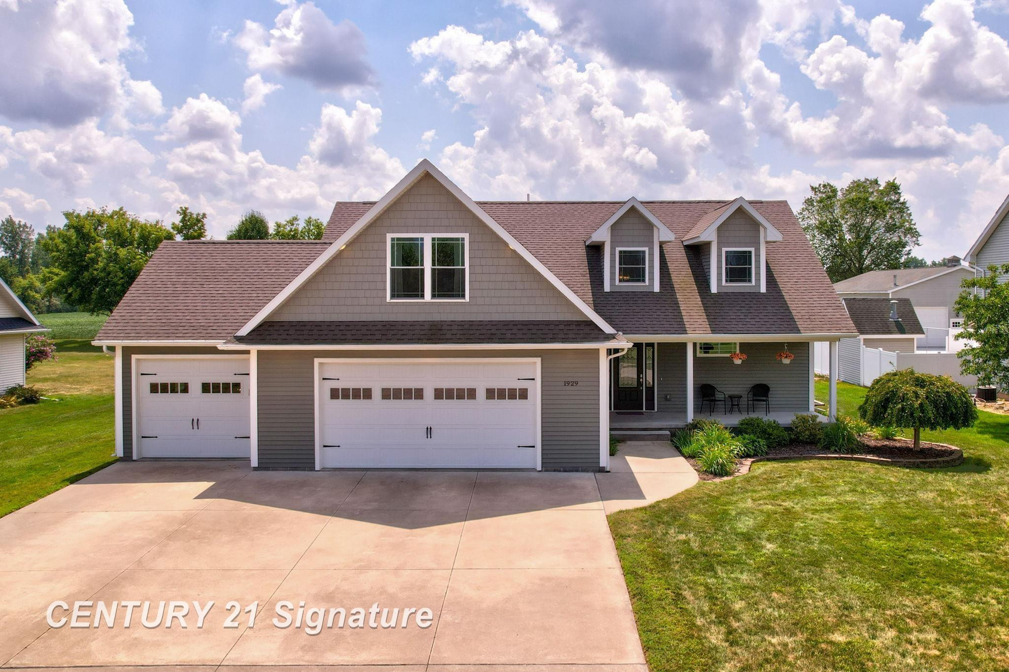 1929 Carter Ridge Court, Auburn, MI 48611 — front exterior
