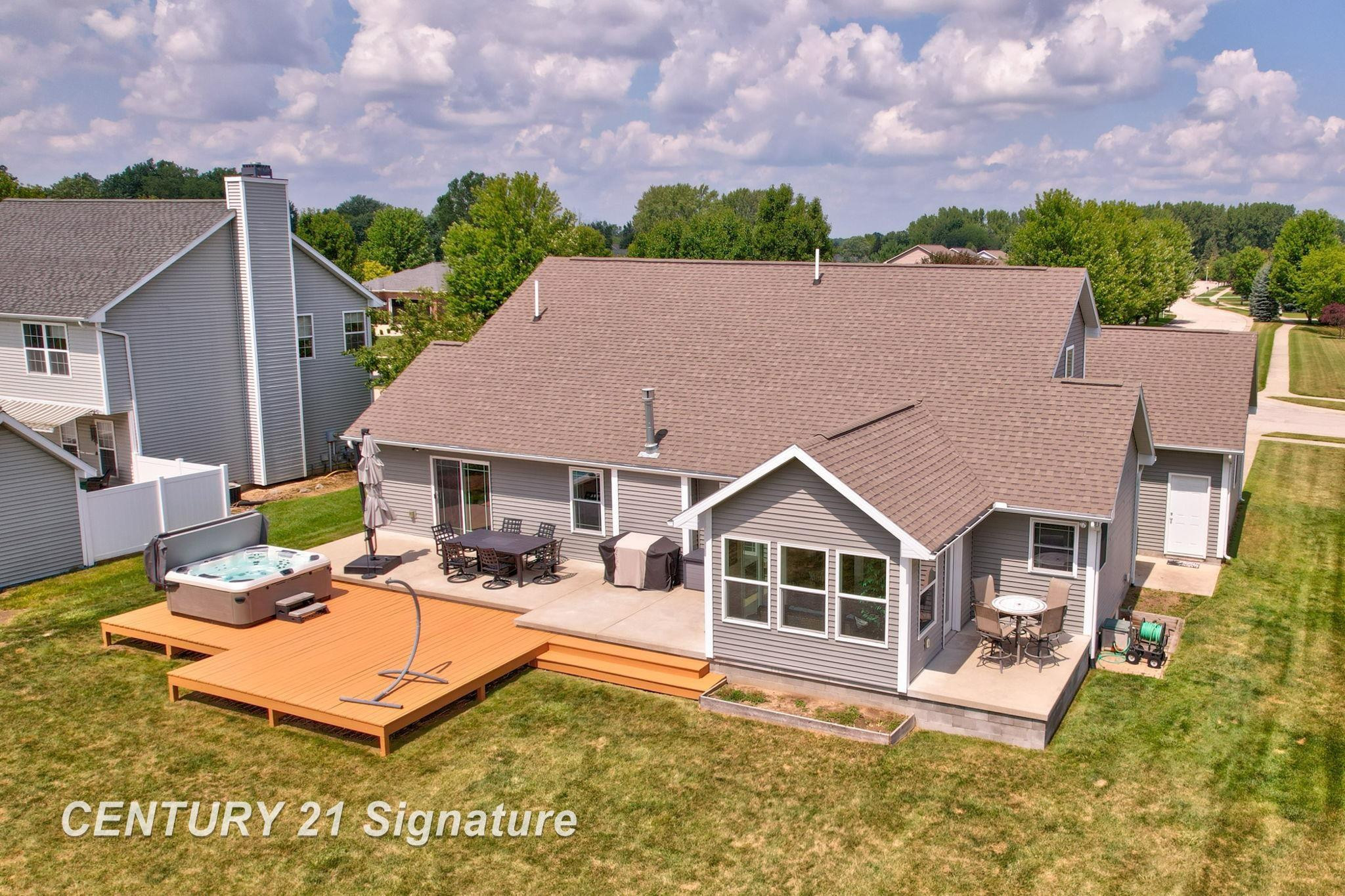 1929 Carter Ridge Court, Auburn, MI 48611 — Photo 11