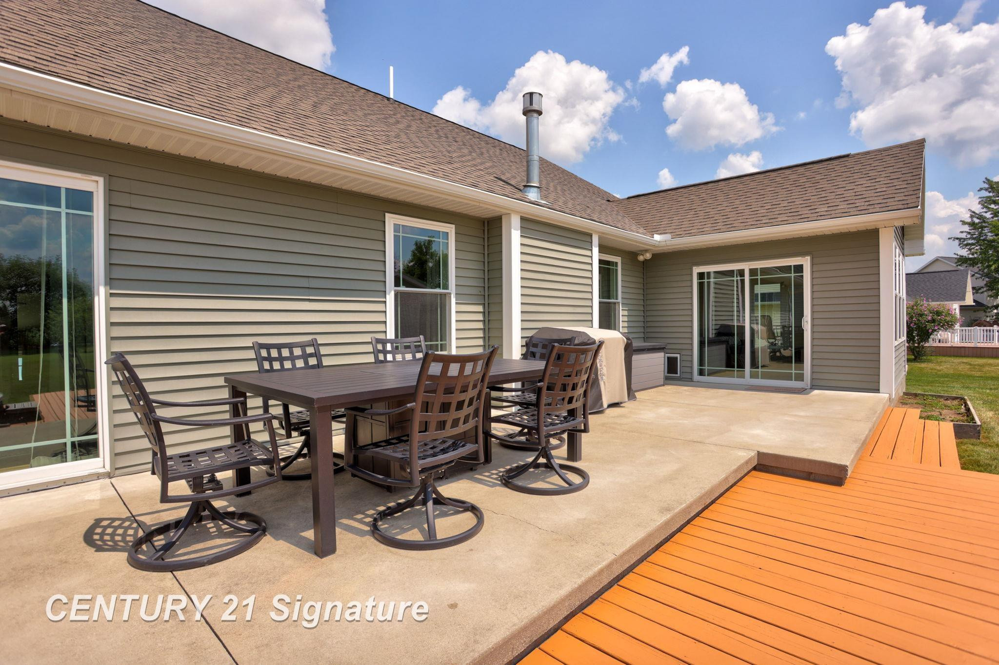 1929 Carter Ridge Court, Auburn, MI 48611 — Photo 12