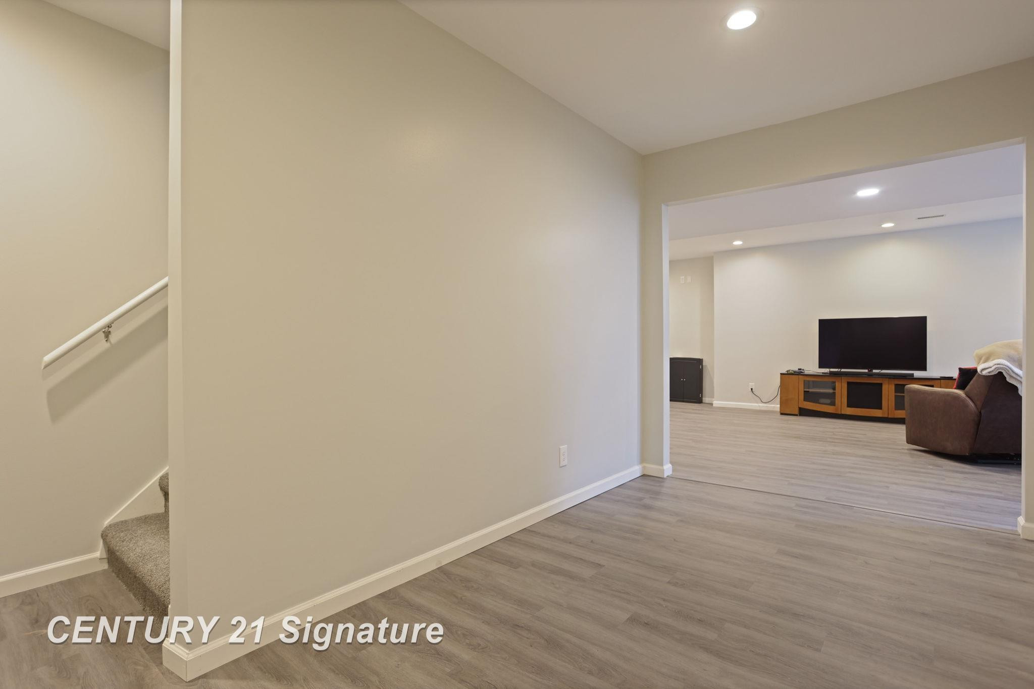 1929 Carter Ridge Court, Auburn, MI 48611 — Photo 21