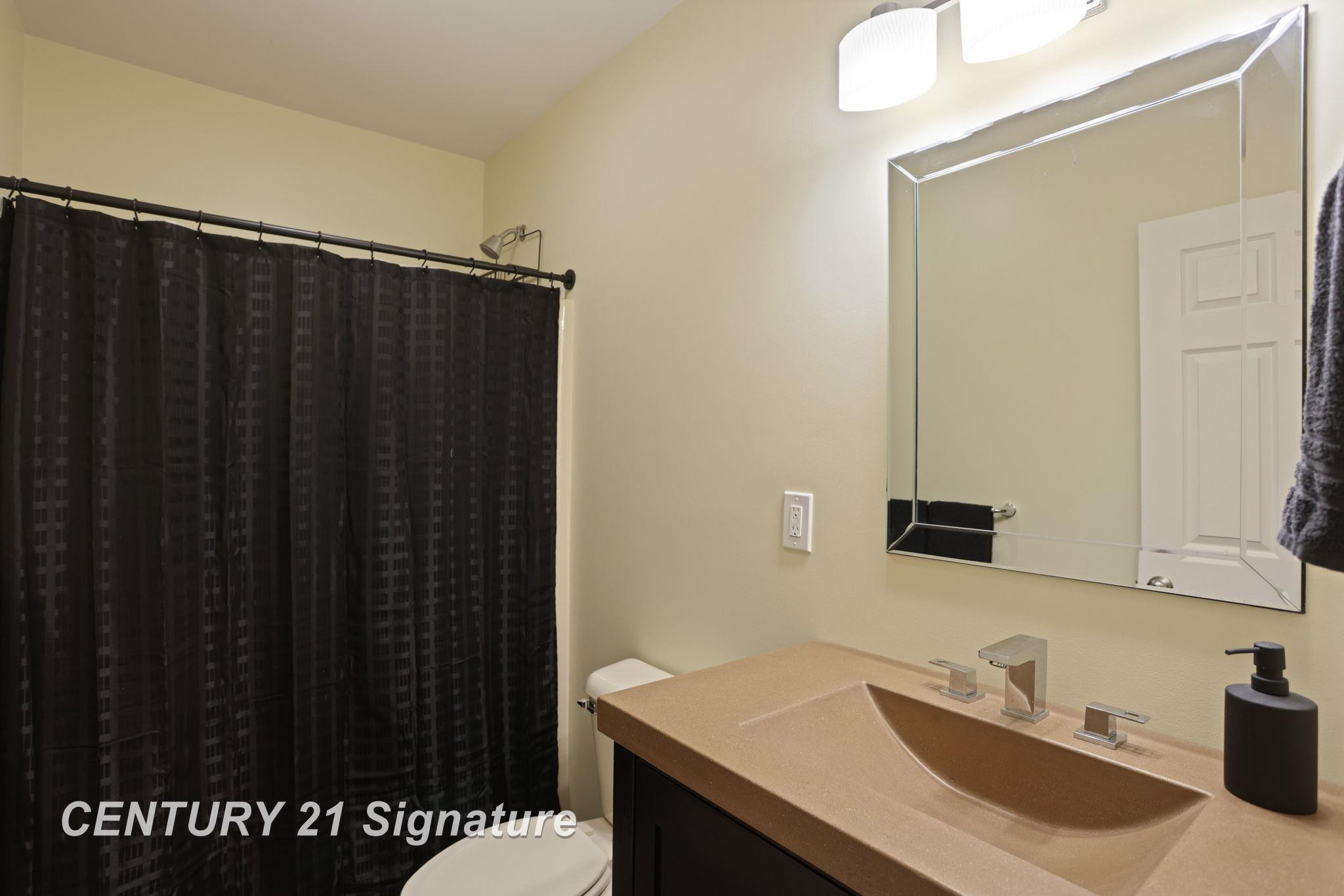 1929 Carter Ridge Court, Auburn, MI 48611 — Photo 28