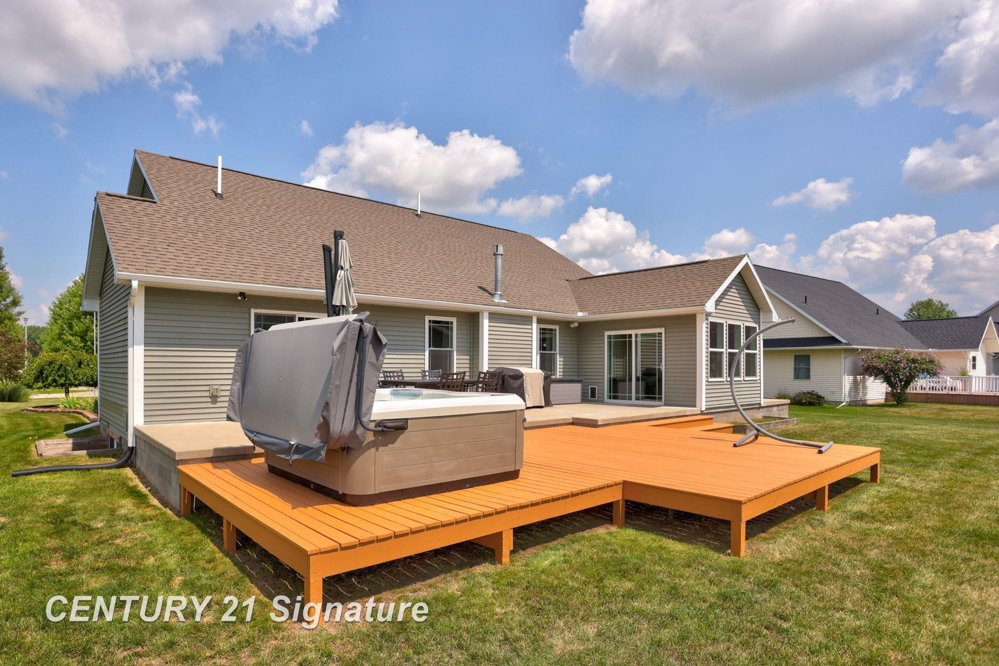 1929 Carter Ridge Court, Auburn, MI 48611 — Photo 32