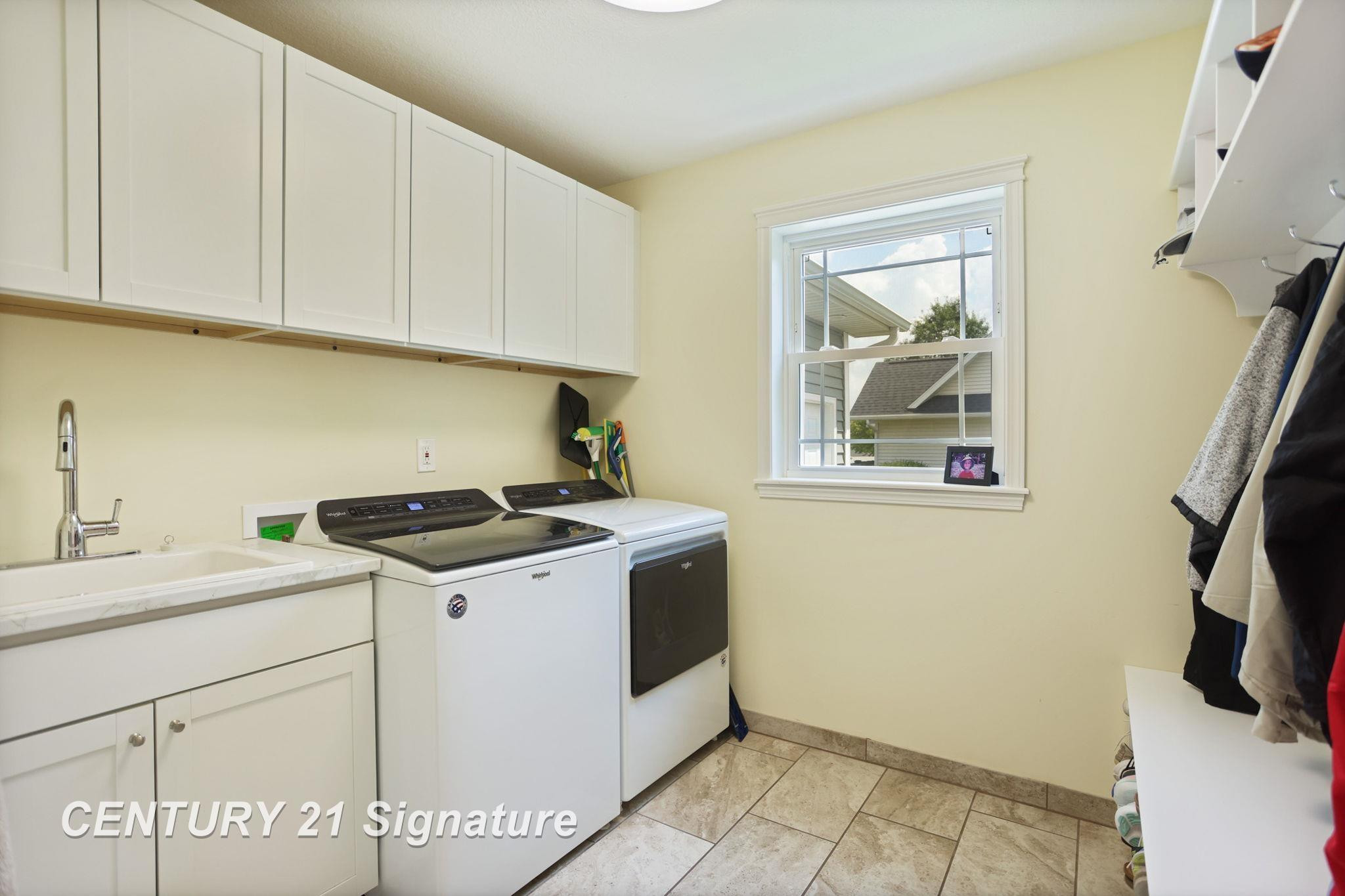 1929 Carter Ridge Court, Auburn, MI 48611 — Photo 37