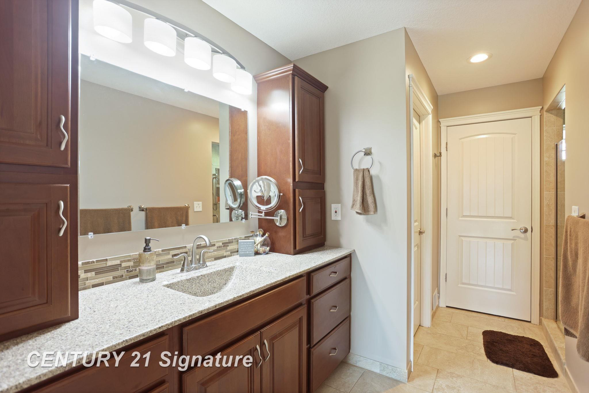 1929 Carter Ridge Court, Auburn, MI 48611 — Photo 42