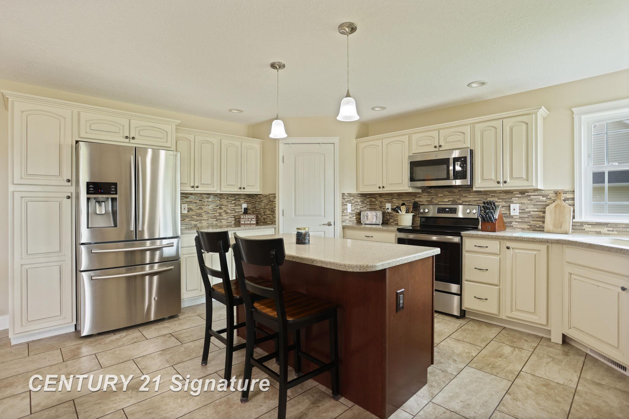 1929 Carter Ridge Court, Auburn, MI 48611 — Photo 56