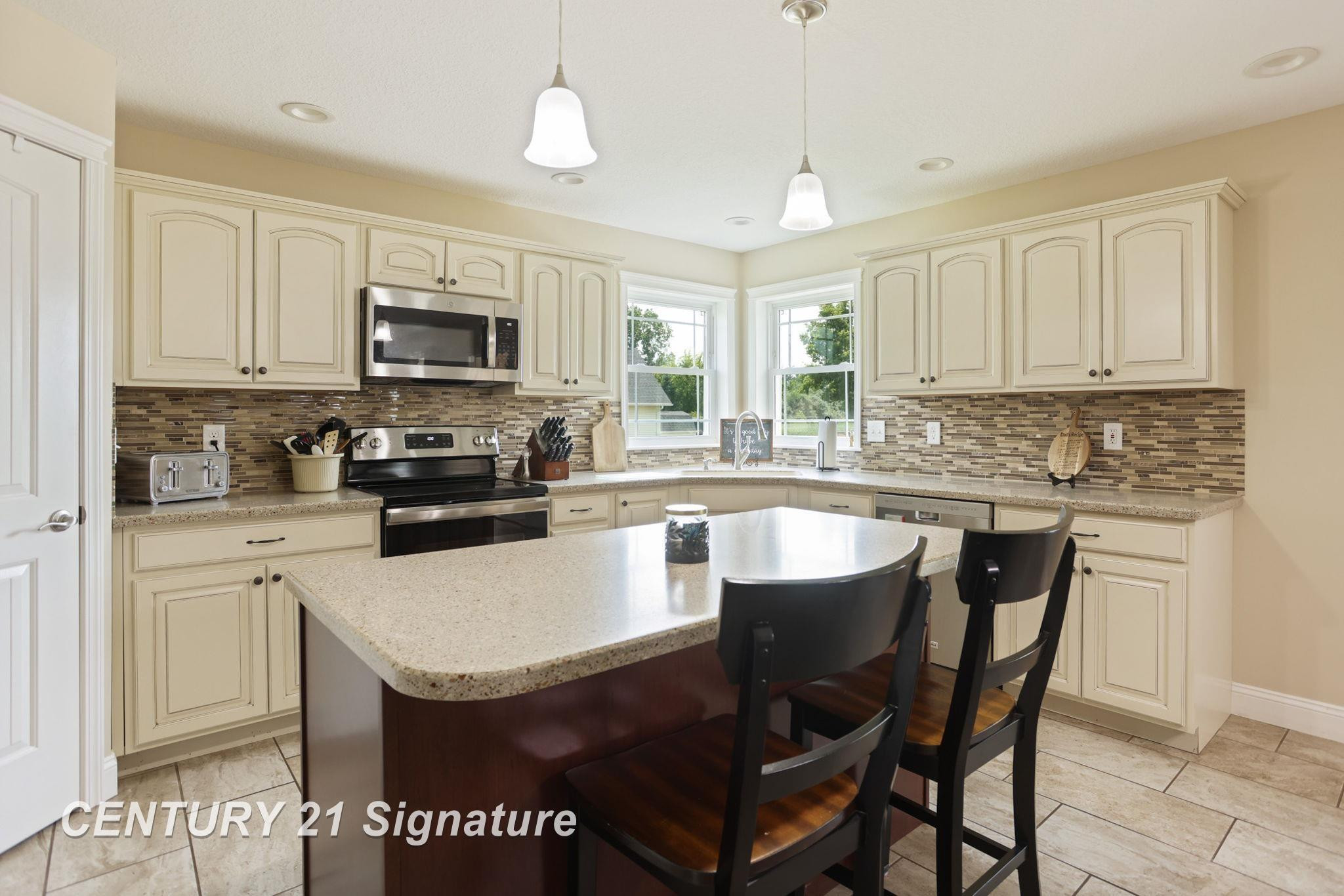 1929 Carter Ridge Court, Auburn, MI 48611 — Photo 57