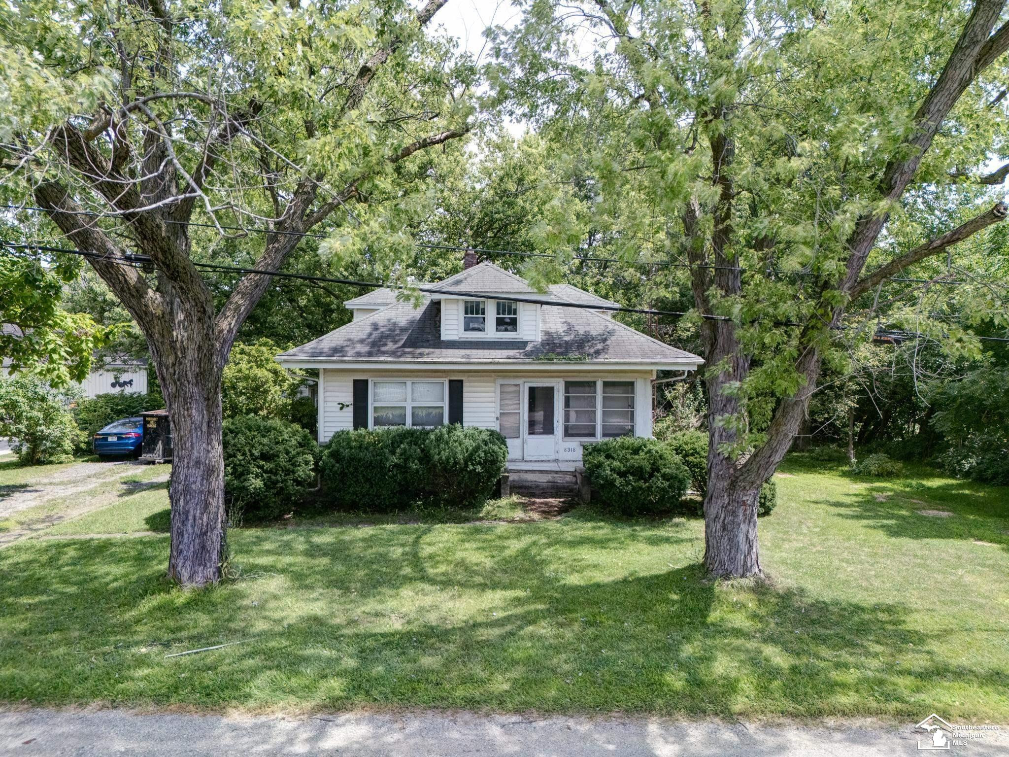 8318 Memorial Highway, MI 49267 — front exterior