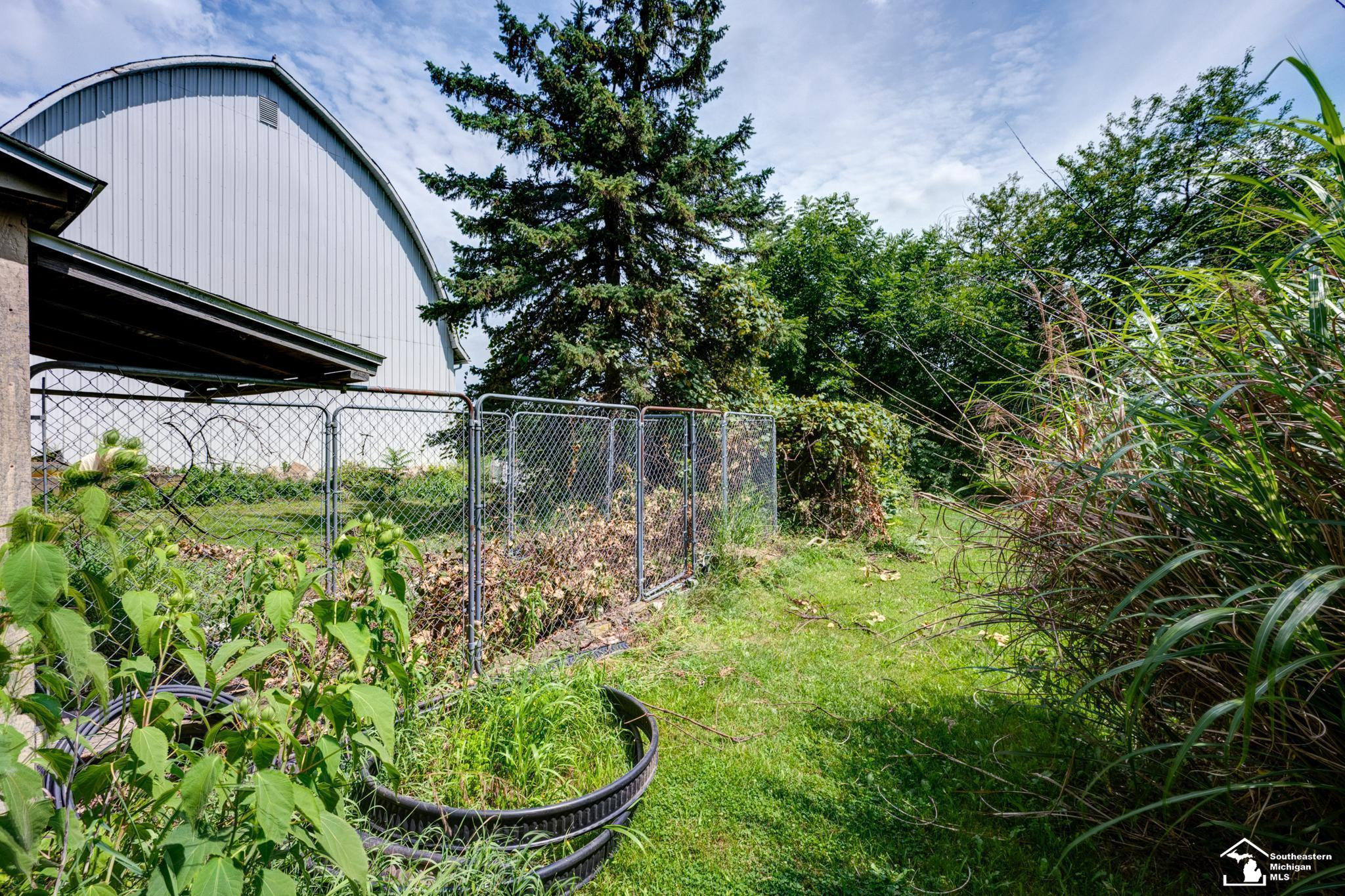 8318 Memorial Highway, MI 49267 — Photo 8