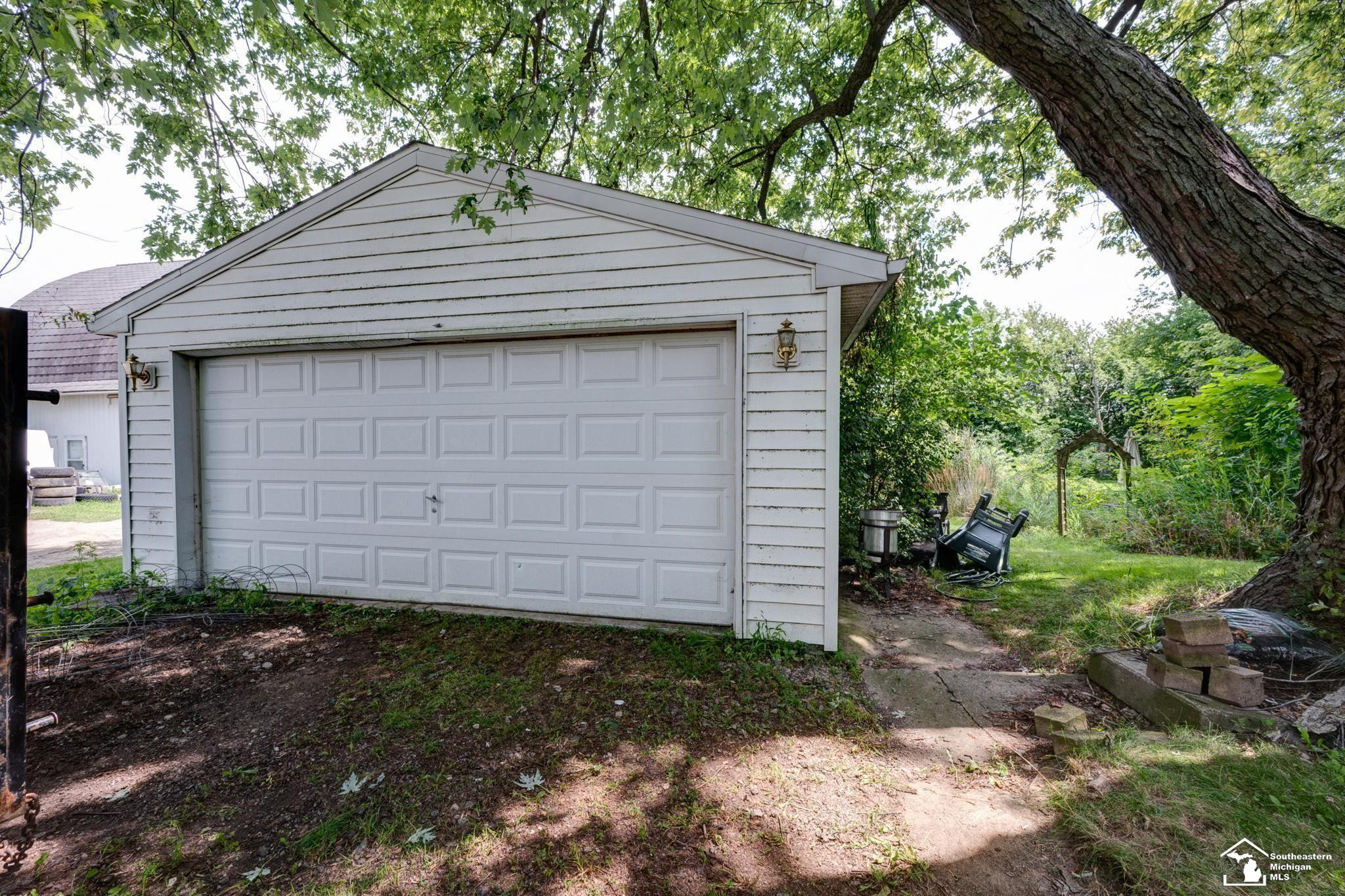 8318 Memorial Highway, MI 49267 — Photo 11