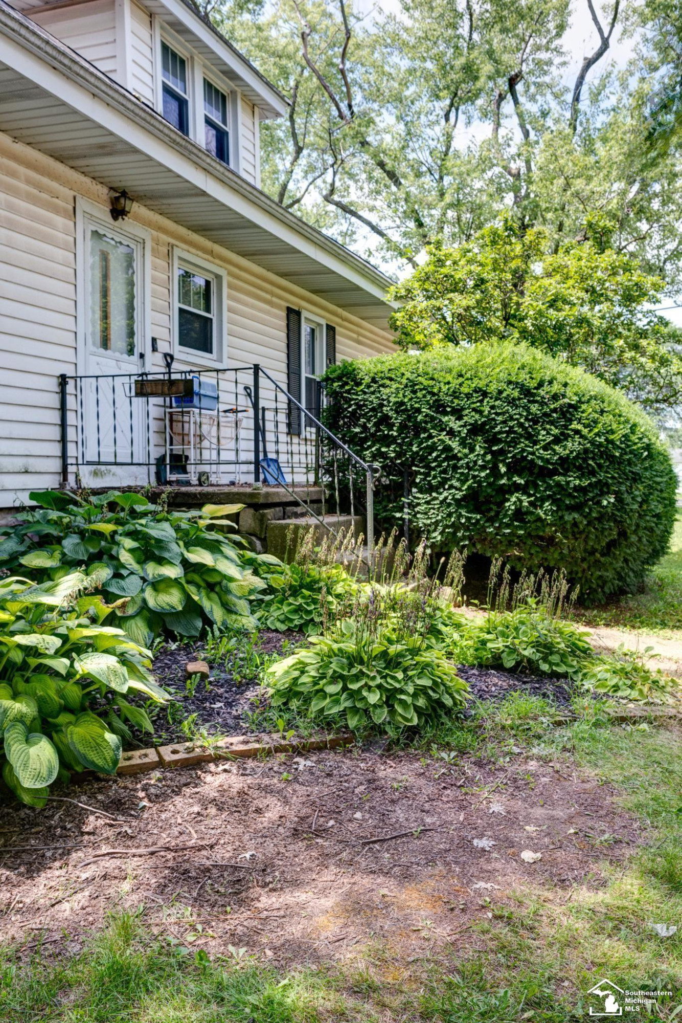 8318 Memorial Highway, MI 49267 — Photo 15