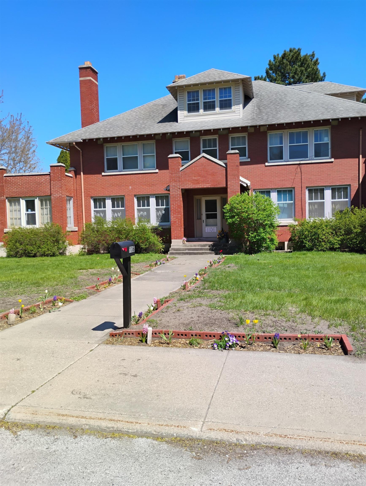 1106 State Street, Bay City, MI 48706 — Photo 2