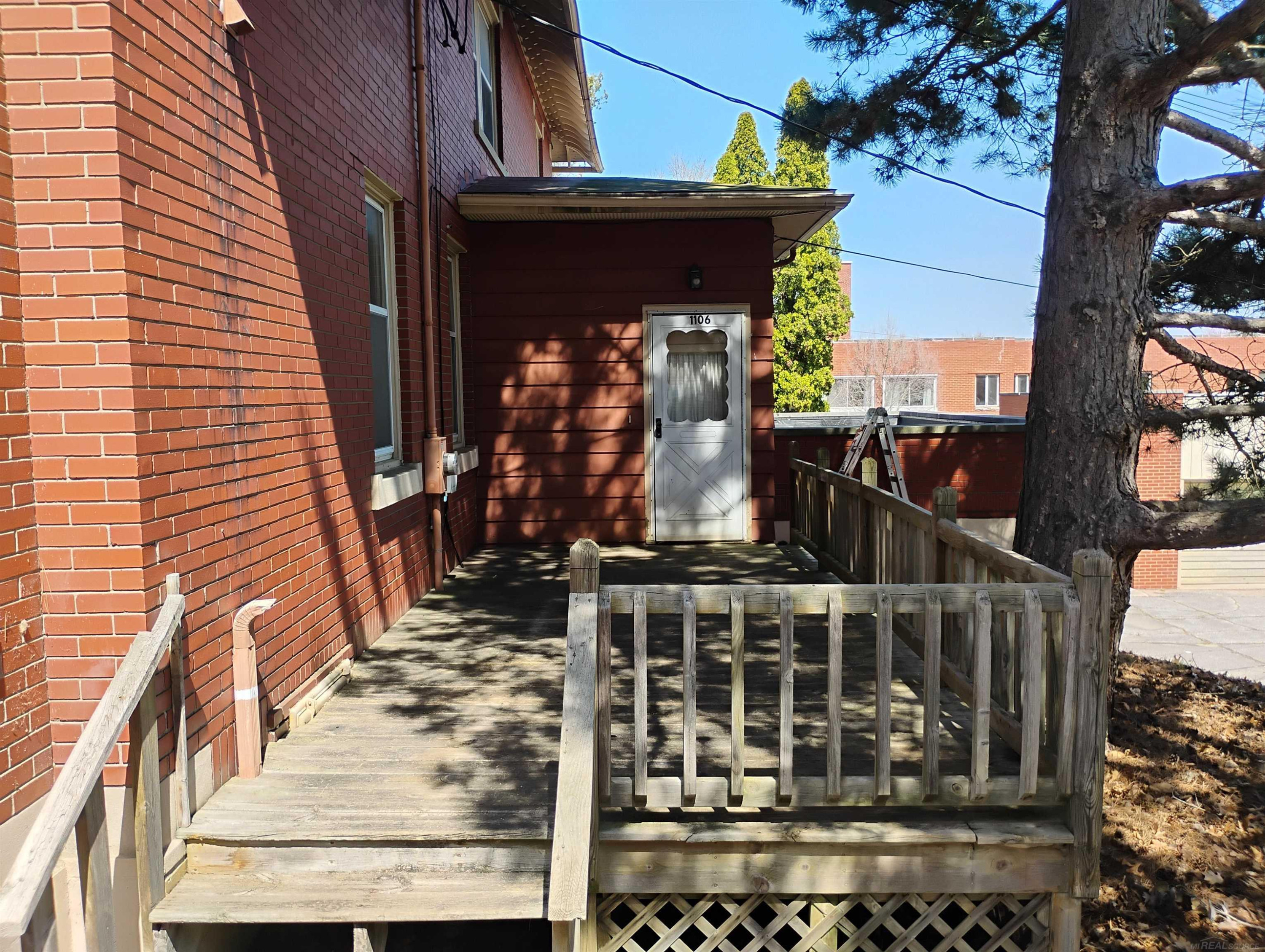 1106 State Street, Bay City, MI 48706 — Photo 5