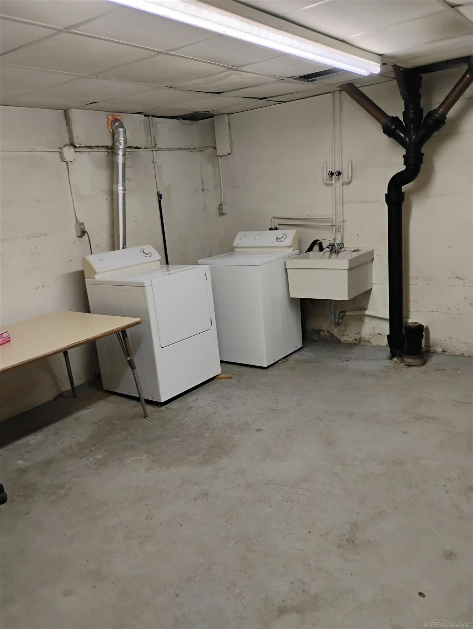 1106 State Street, Bay City, MI 48706 — Photo 17