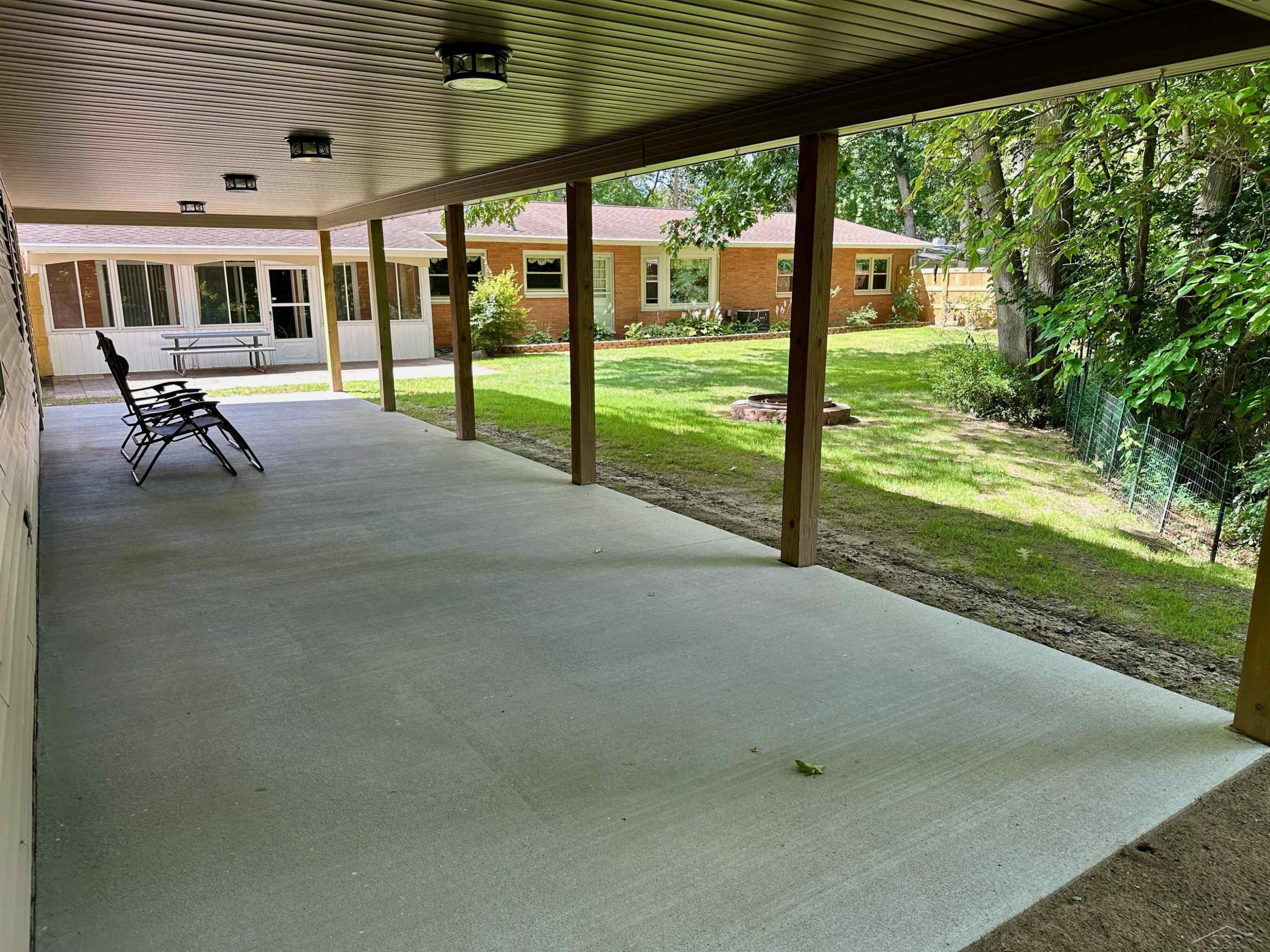 316 Nason Street, Chesaning, MI 48616 — Photo 5