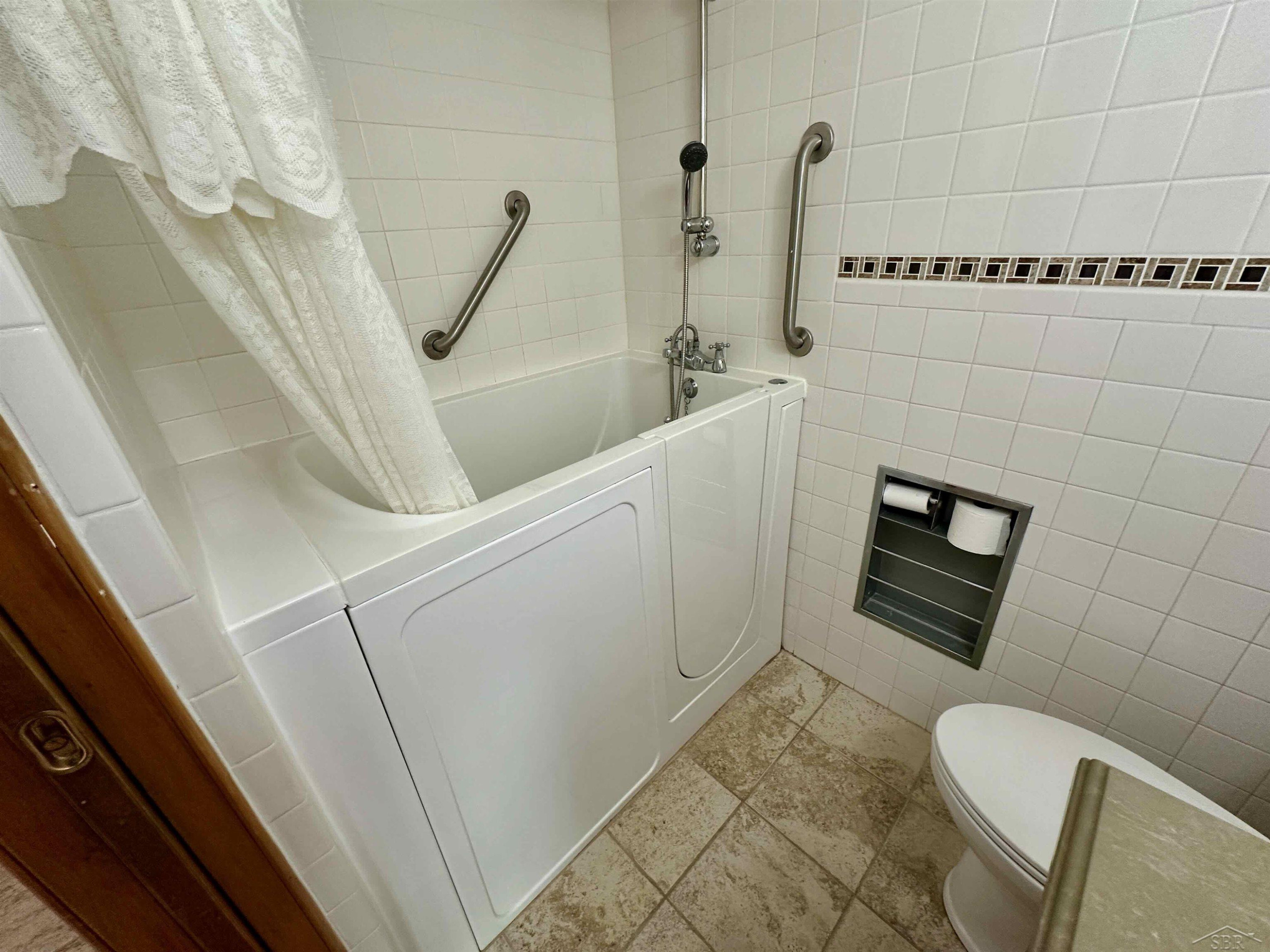 316 Nason Street, Chesaning, MI 48616 — Photo 31