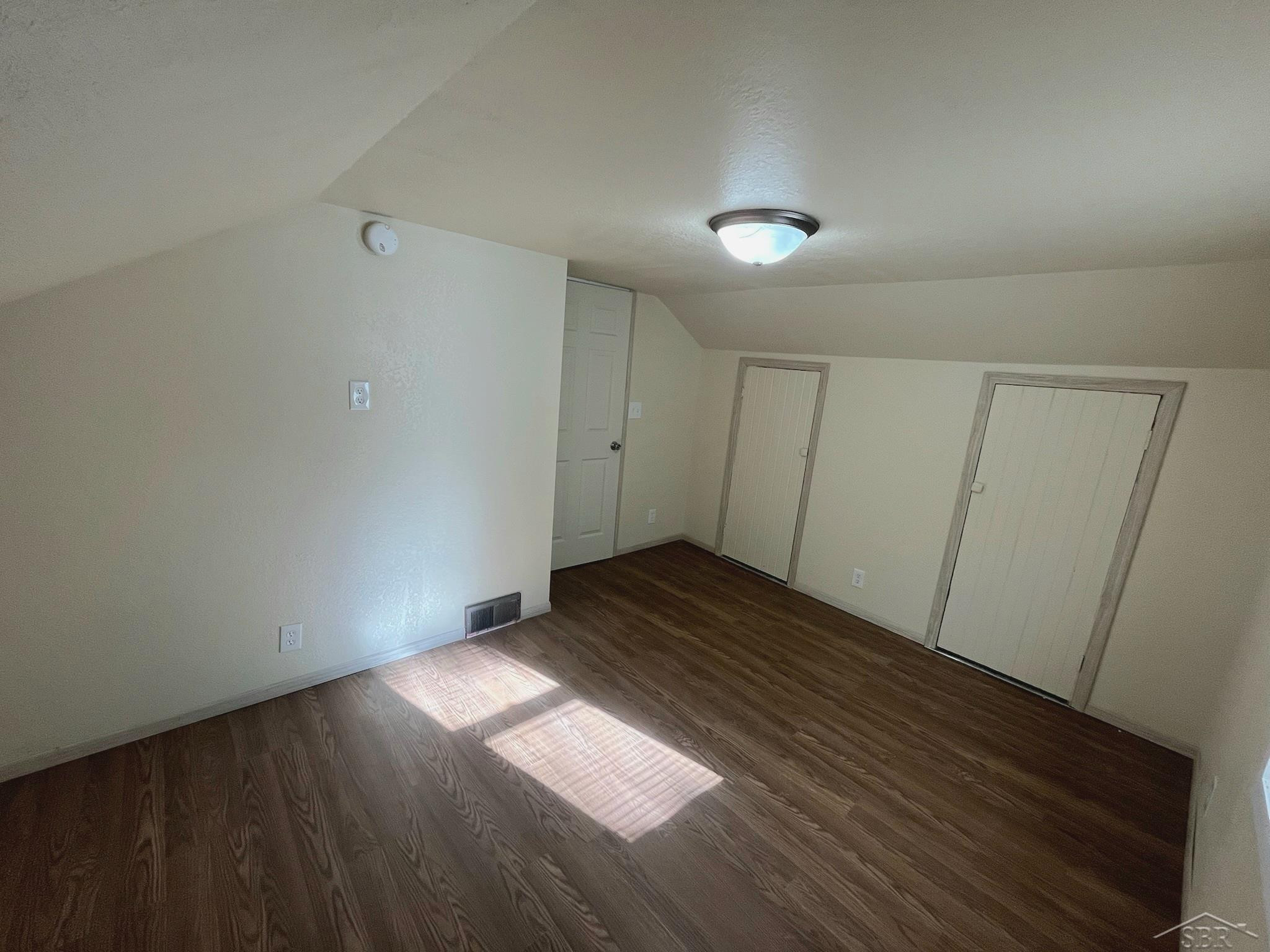 825 E Broad Street, Chesaning, MI 48616 — Photo 11