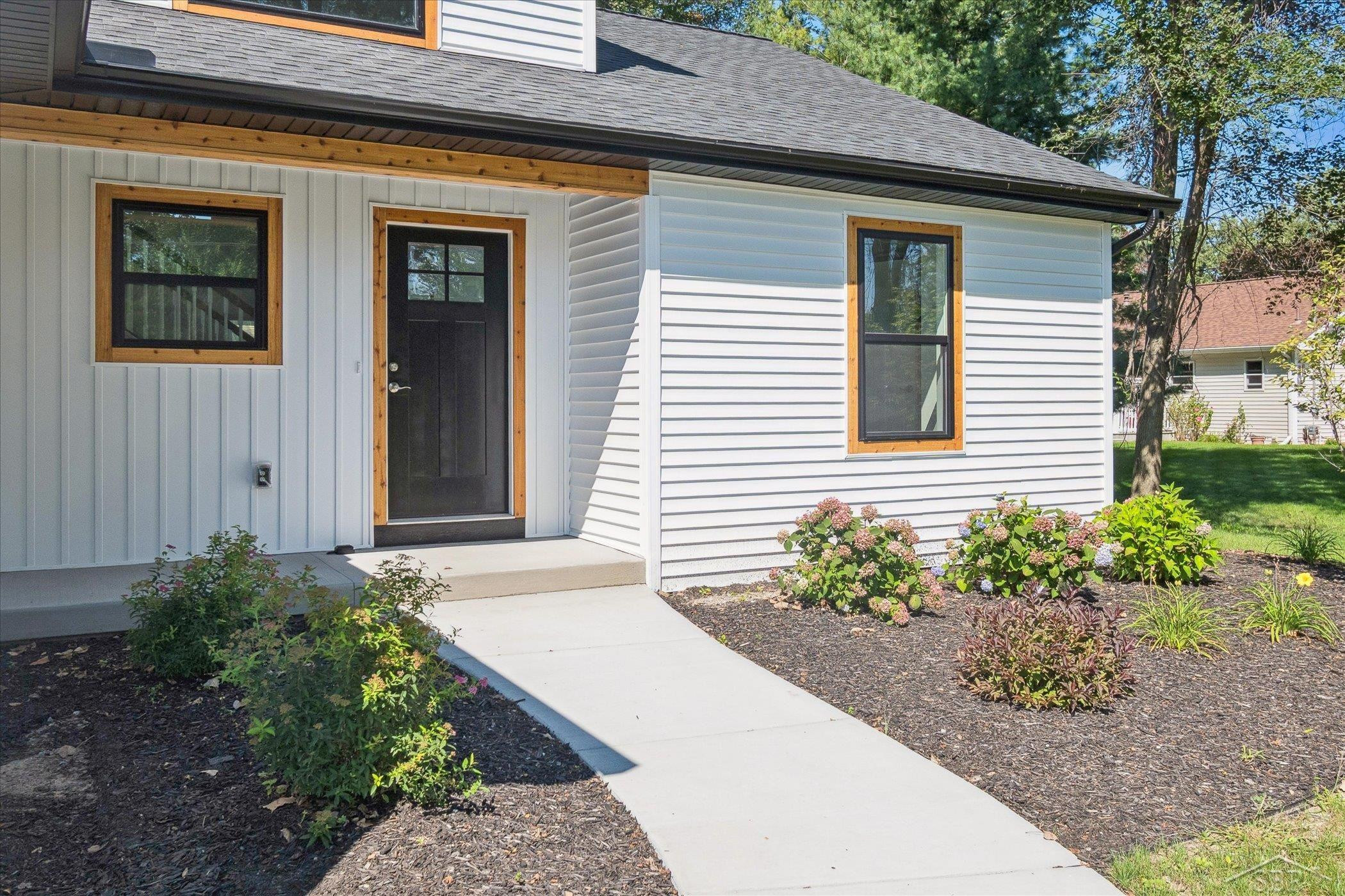 1202 S Hemlock Road, Hemlock, MI 48626 — Photo 4