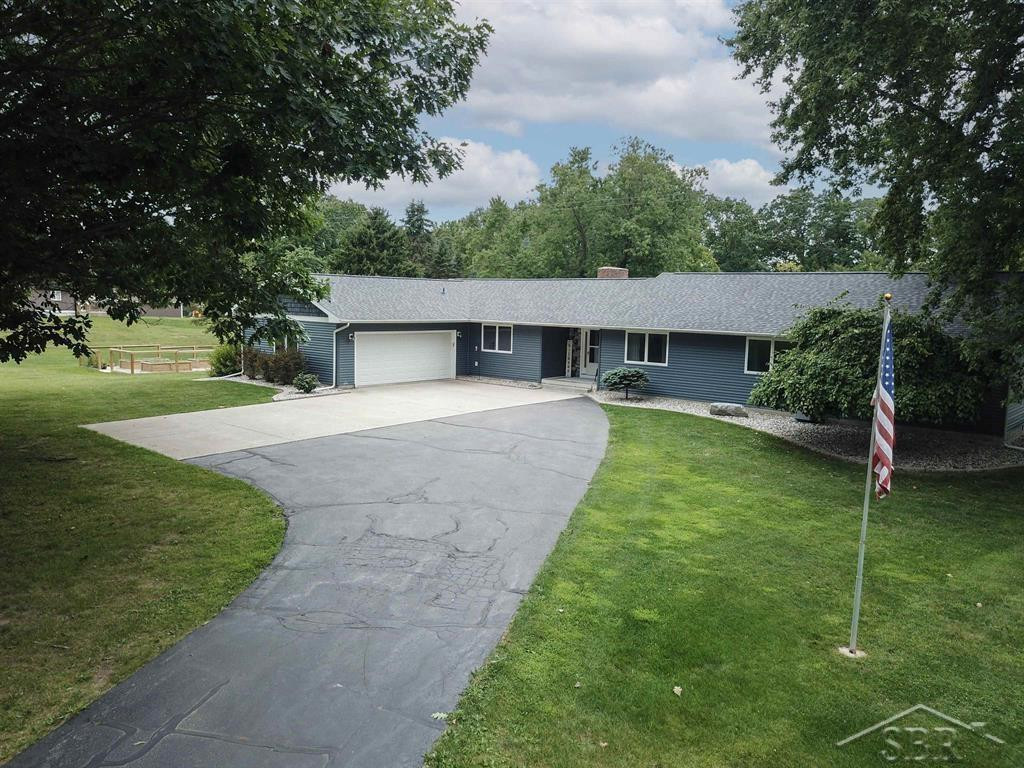 9211 N Union Road, Saint Louis, MI 48880 — Photo 2