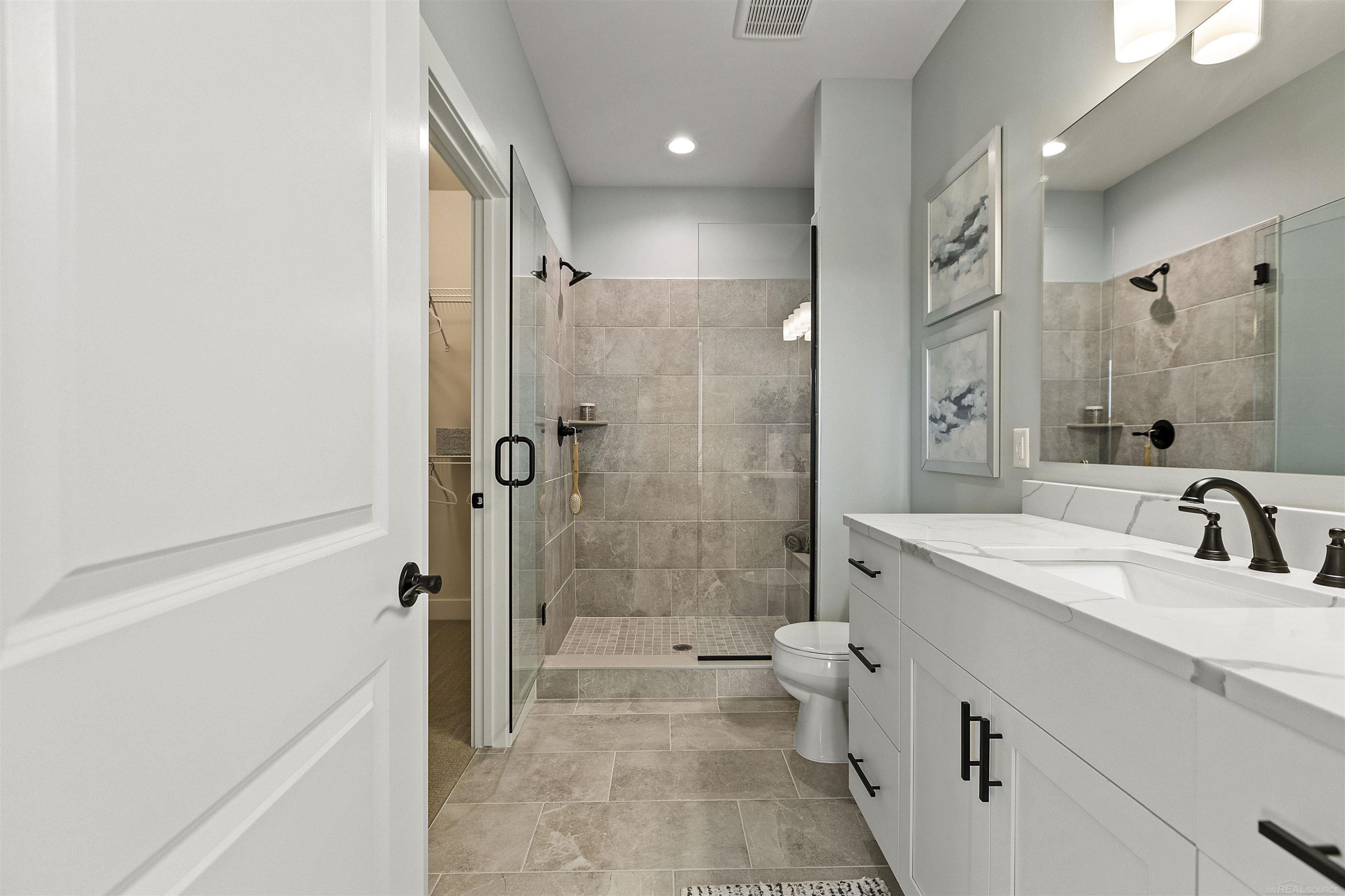 3888 Chatham Place Place, 99, Brighton, MI 48114 — Photo 28
