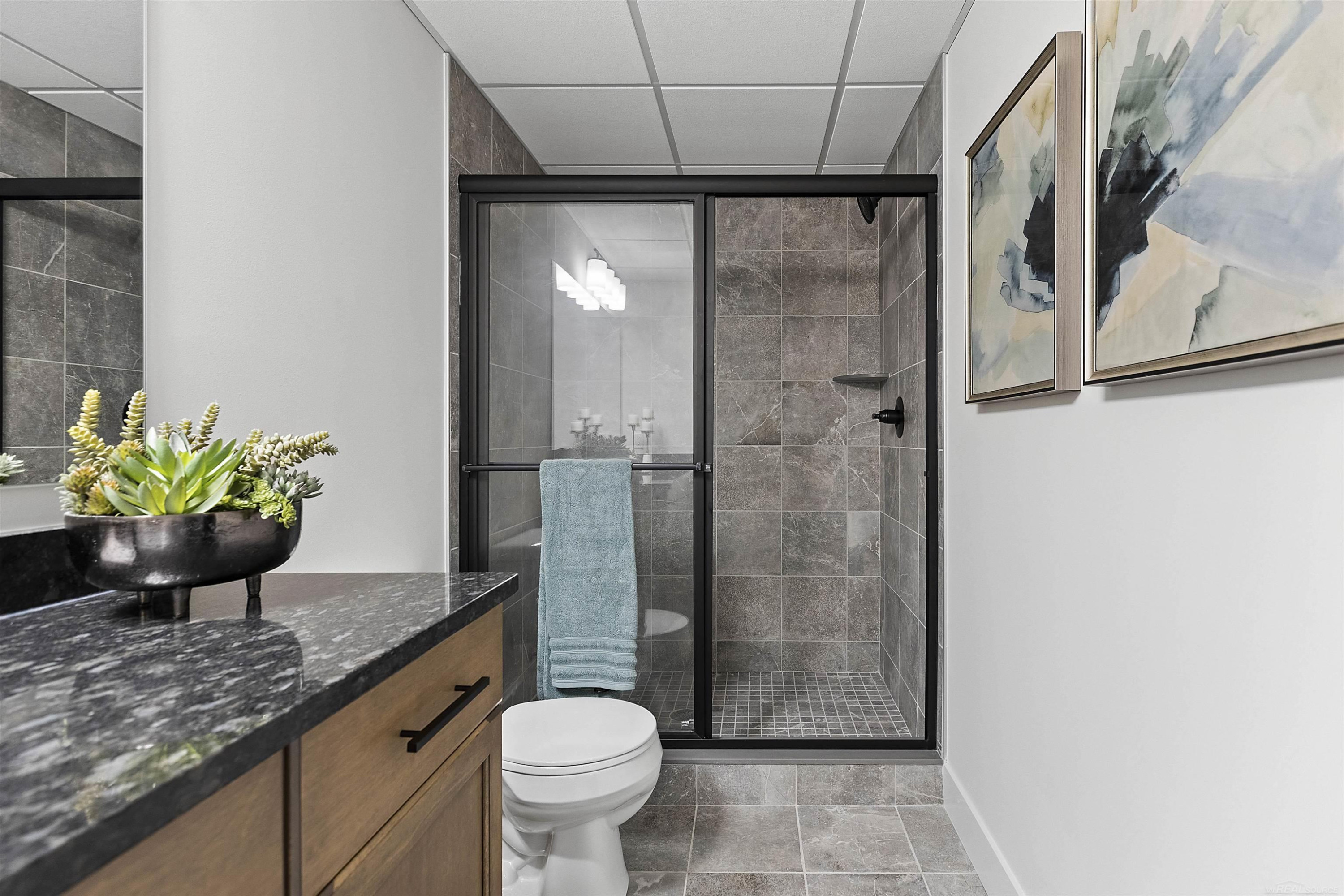 3888 Chatham Place Place, 99, Brighton, MI 48114 — Photo 43