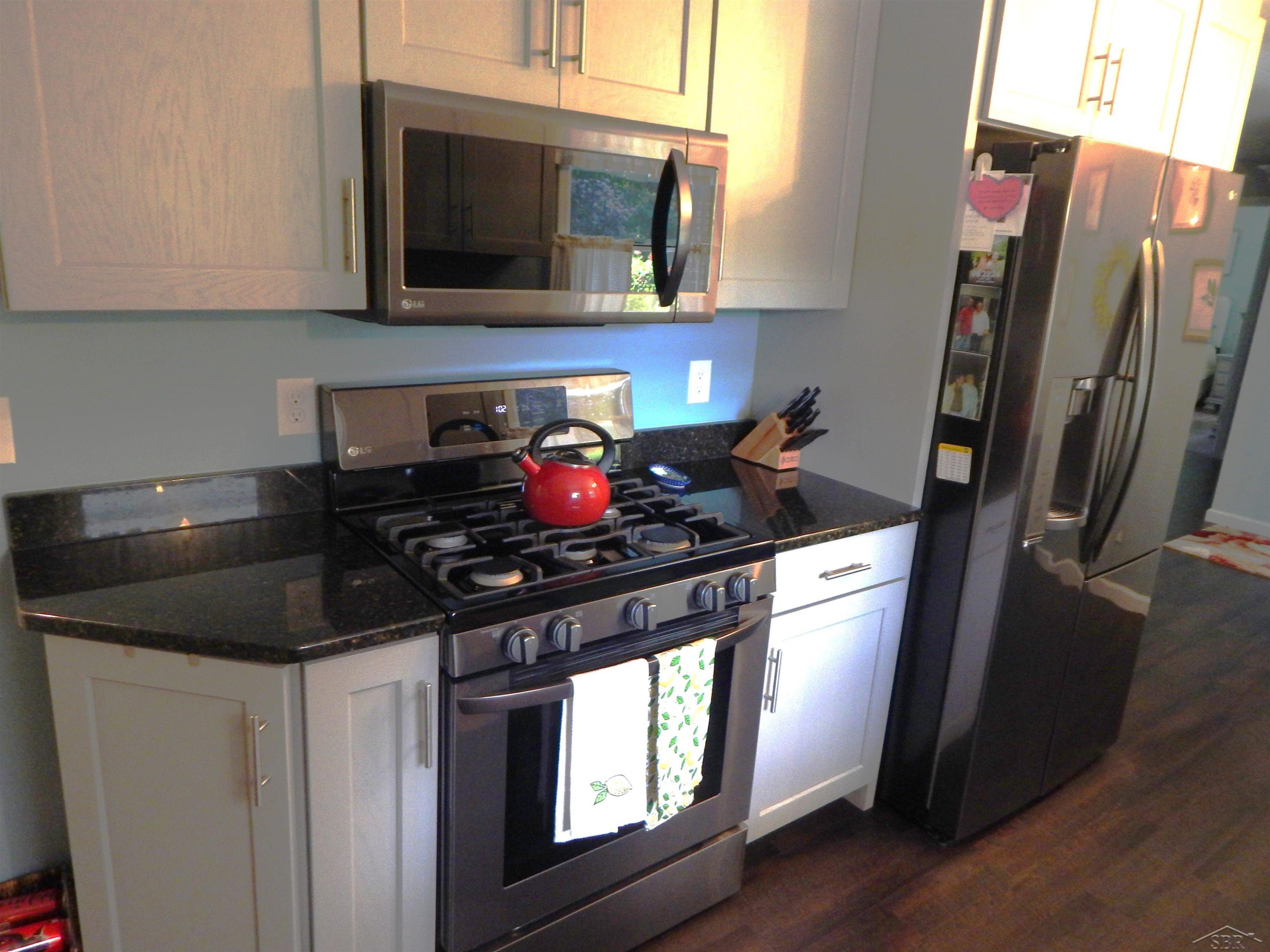 4333 Riverview Drive, Bridgeport, MI 48722 — Photo 4
