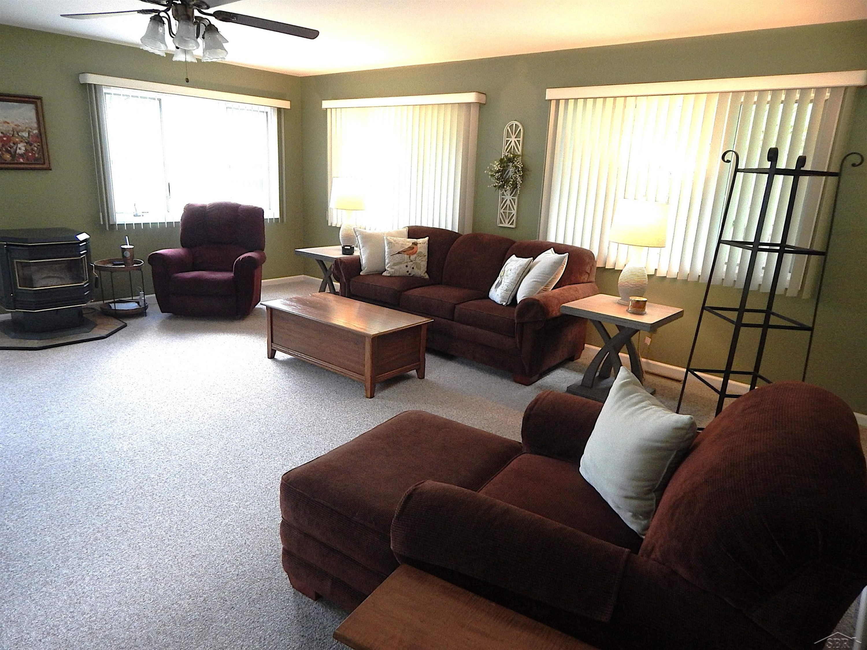 4333 Riverview Drive, Bridgeport, MI 48722 — Photo 11