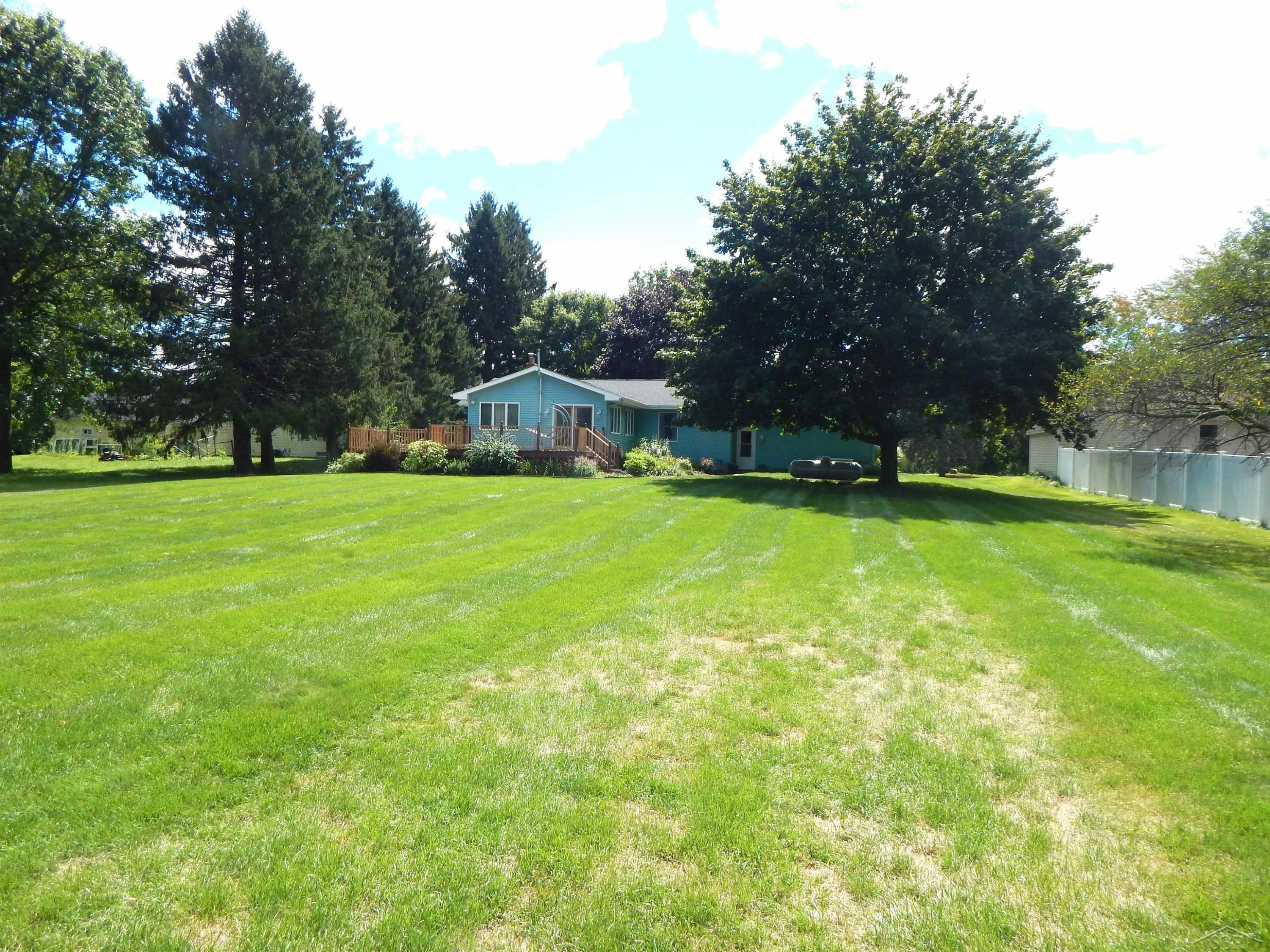 4333 Riverview Drive, Bridgeport, MI 48722 — Photo 27
