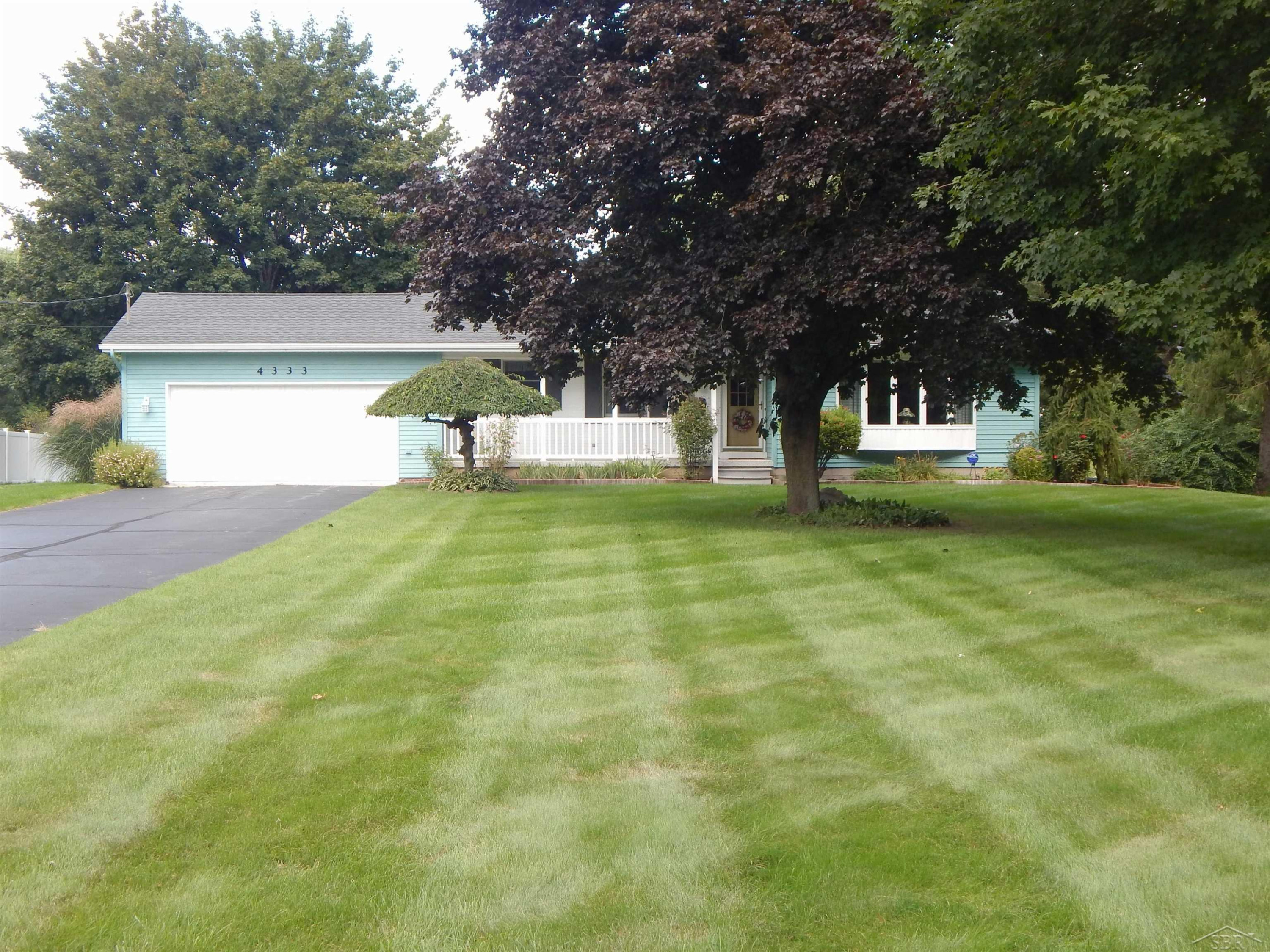 4333 Riverview Drive, Bridgeport, MI 48722 — Photo 31