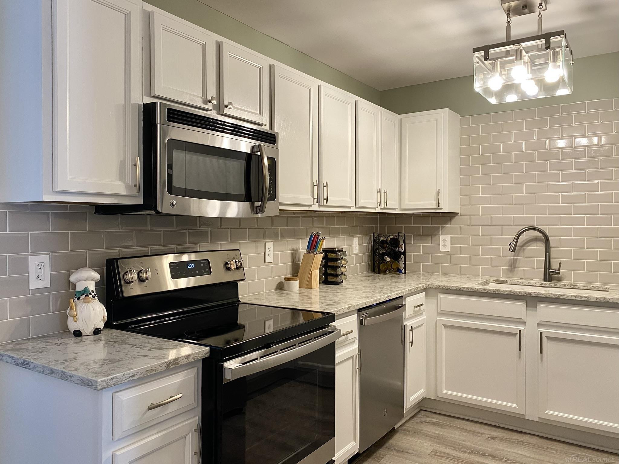 236 Park Green Drive, Lake Orion, MI 48362 — Photo 13