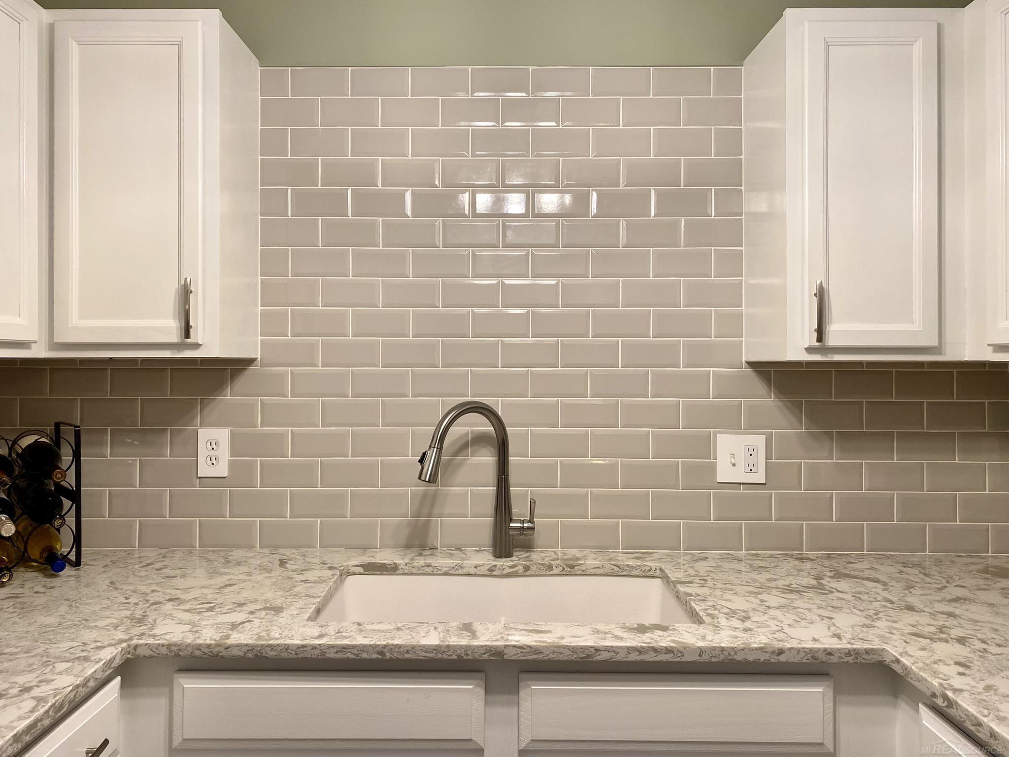 236 Park Green Drive, Lake Orion, MI 48362 — Photo 14