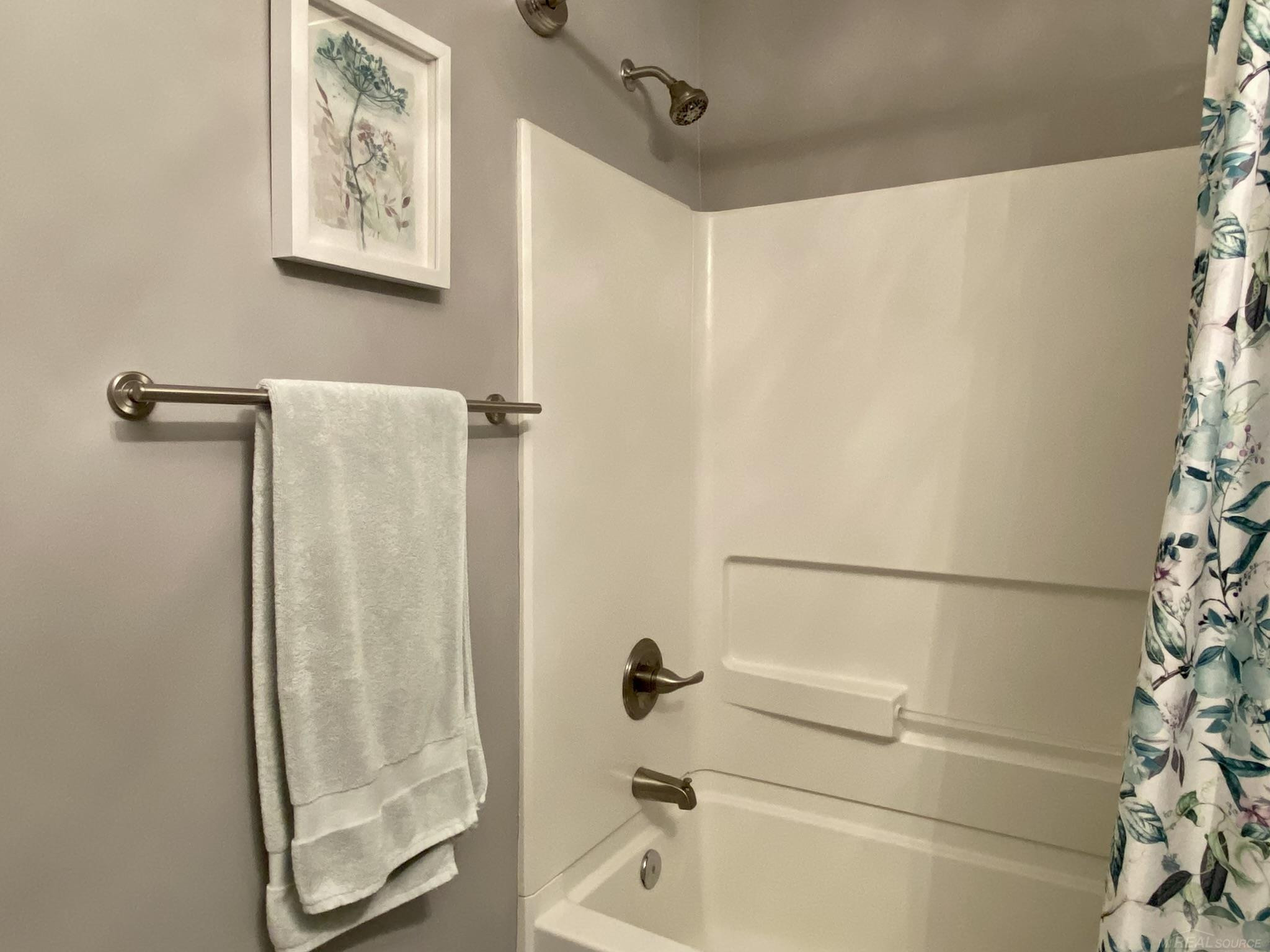 236 Park Green Drive, Lake Orion, MI 48362 — Photo 23