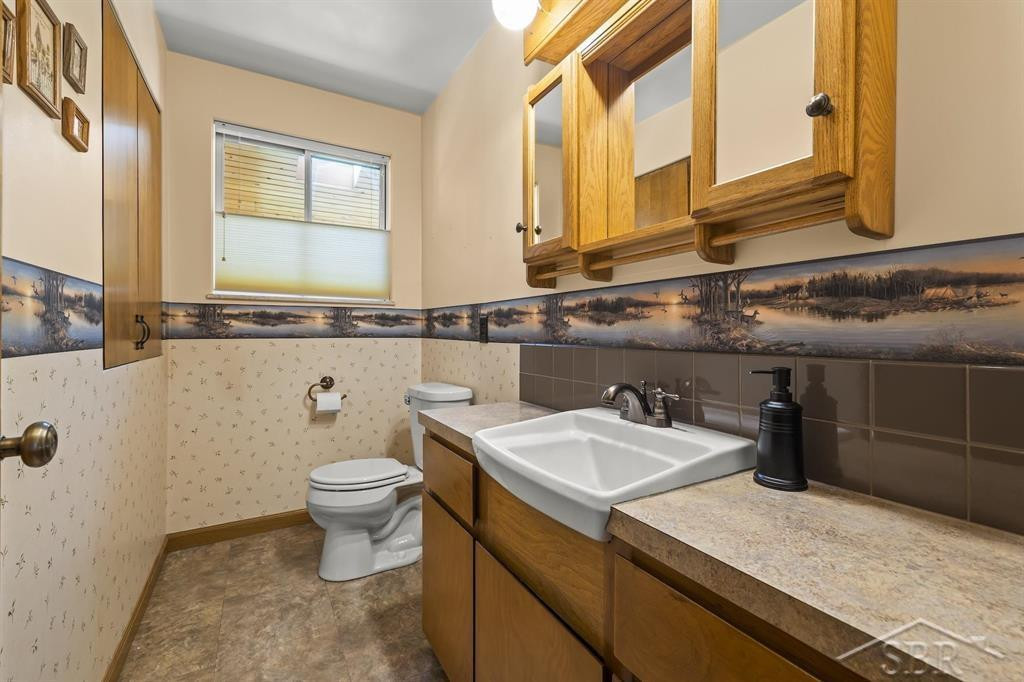 1114 Eddie Drive, Auburn, MI 48611 — Photo 17