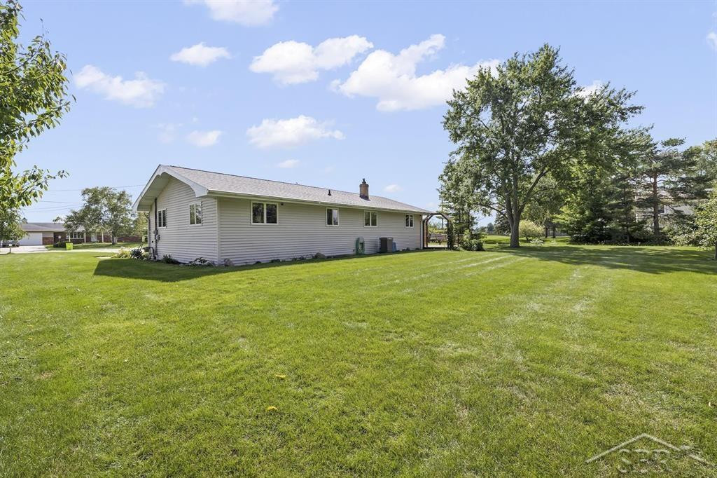 1114 Eddie Drive, Auburn, MI 48611 — Photo 28