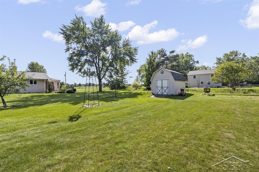 1114 Eddie Drive, Auburn, MI 48611 — Photo 29