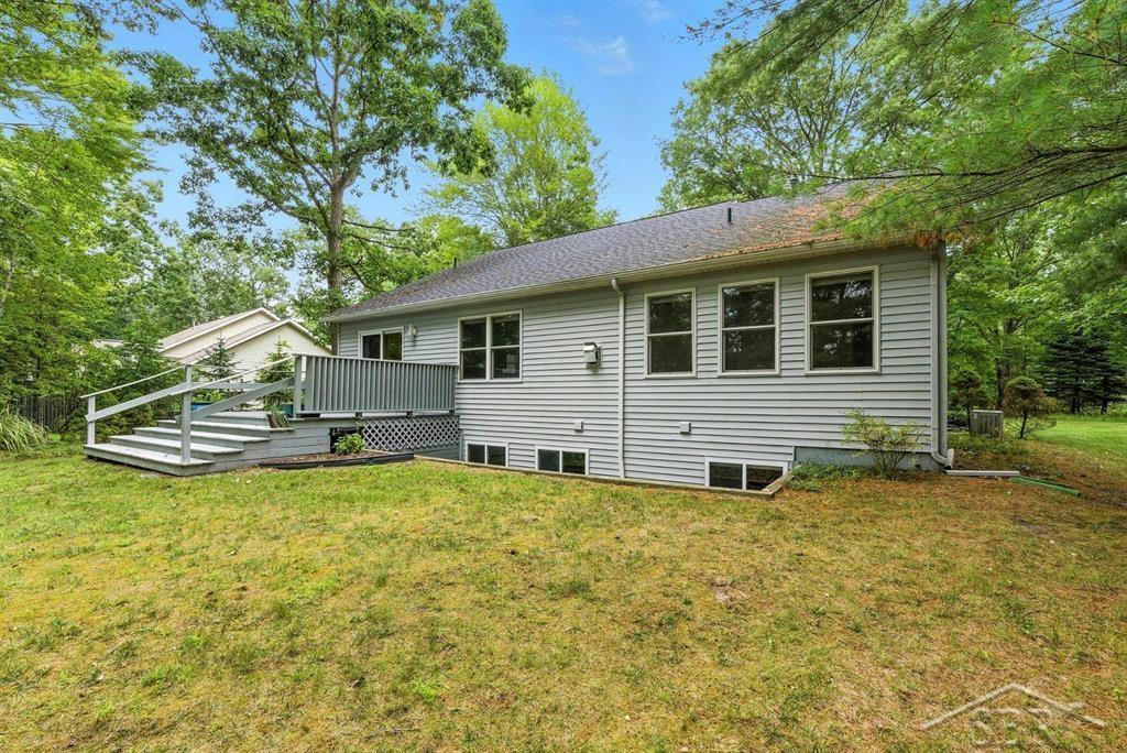 878 S Crooked Tree Lane, Midland, MI 48640 — Photo 34