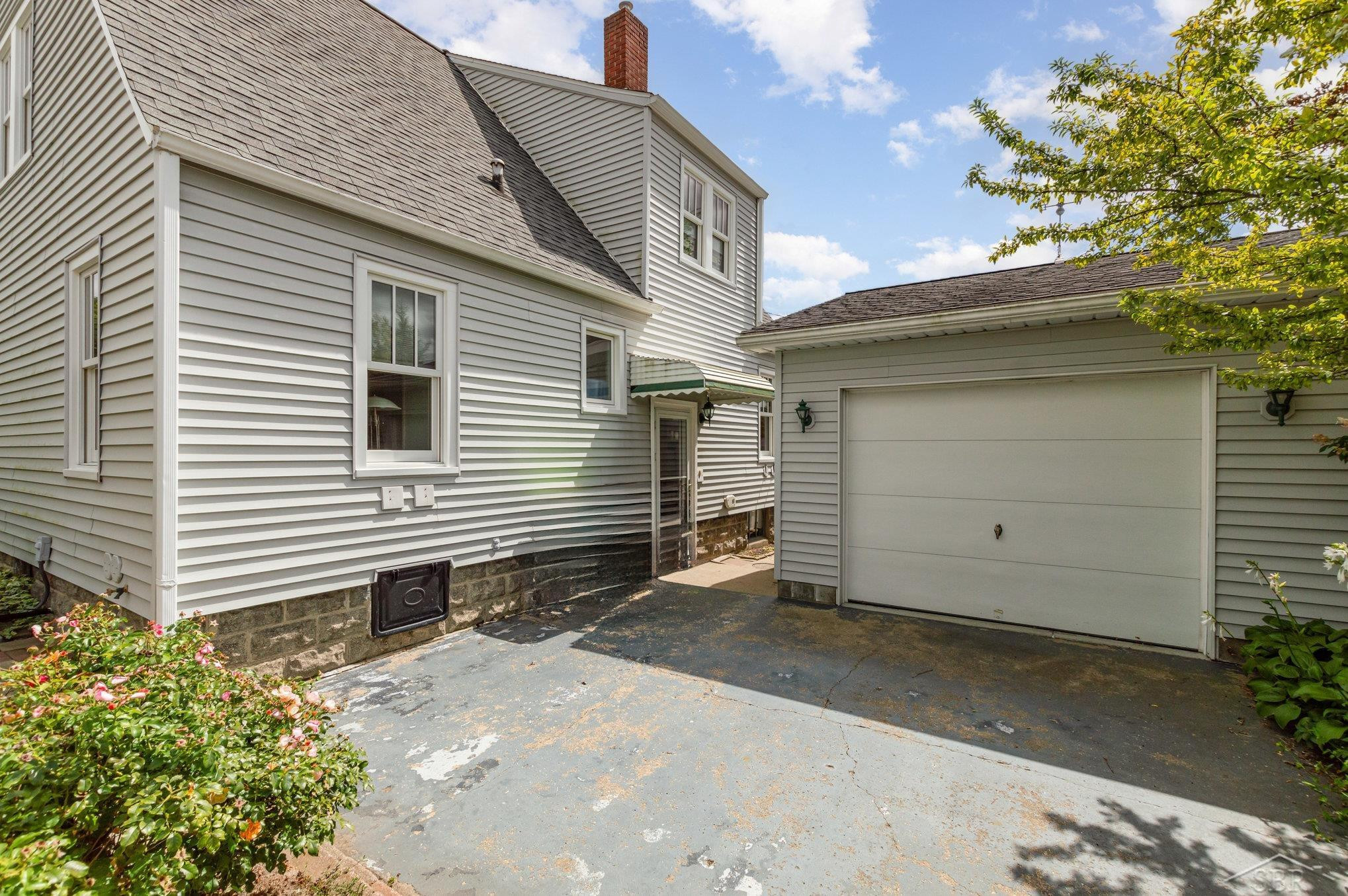 328 S Water Street, Pinconning, MI 48650 — Photo 14