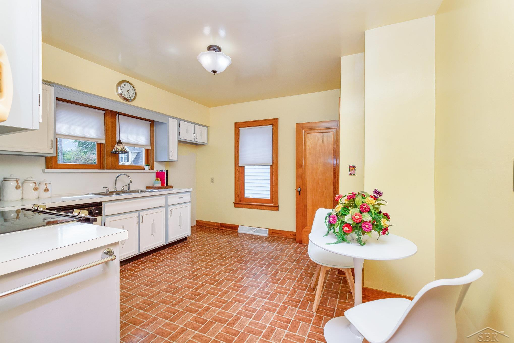 328 S Water Street, Pinconning, MI 48650 — Photo 6