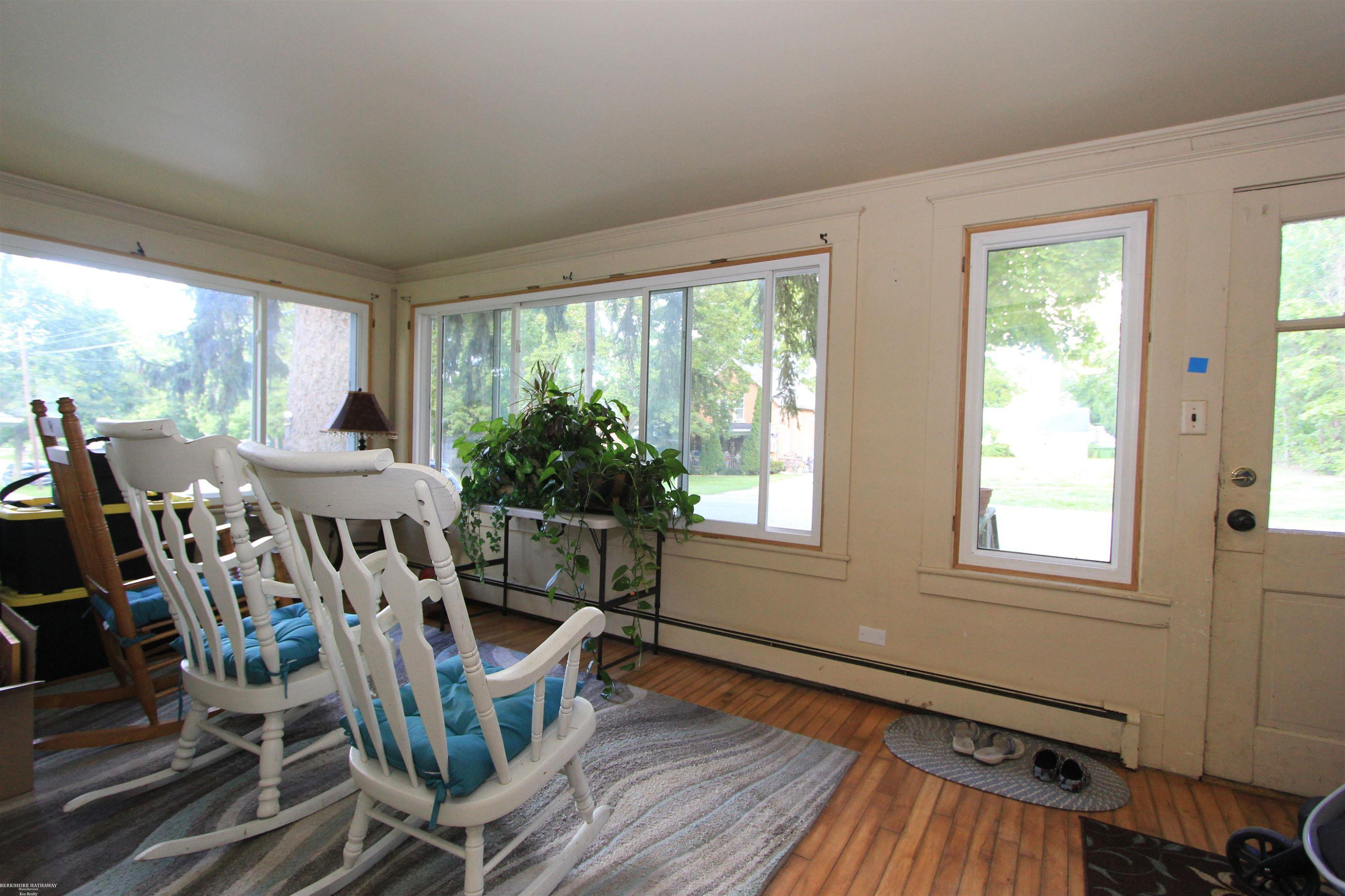 6831 Jefferson Road, North Branch, MI 48461 — Photo 5