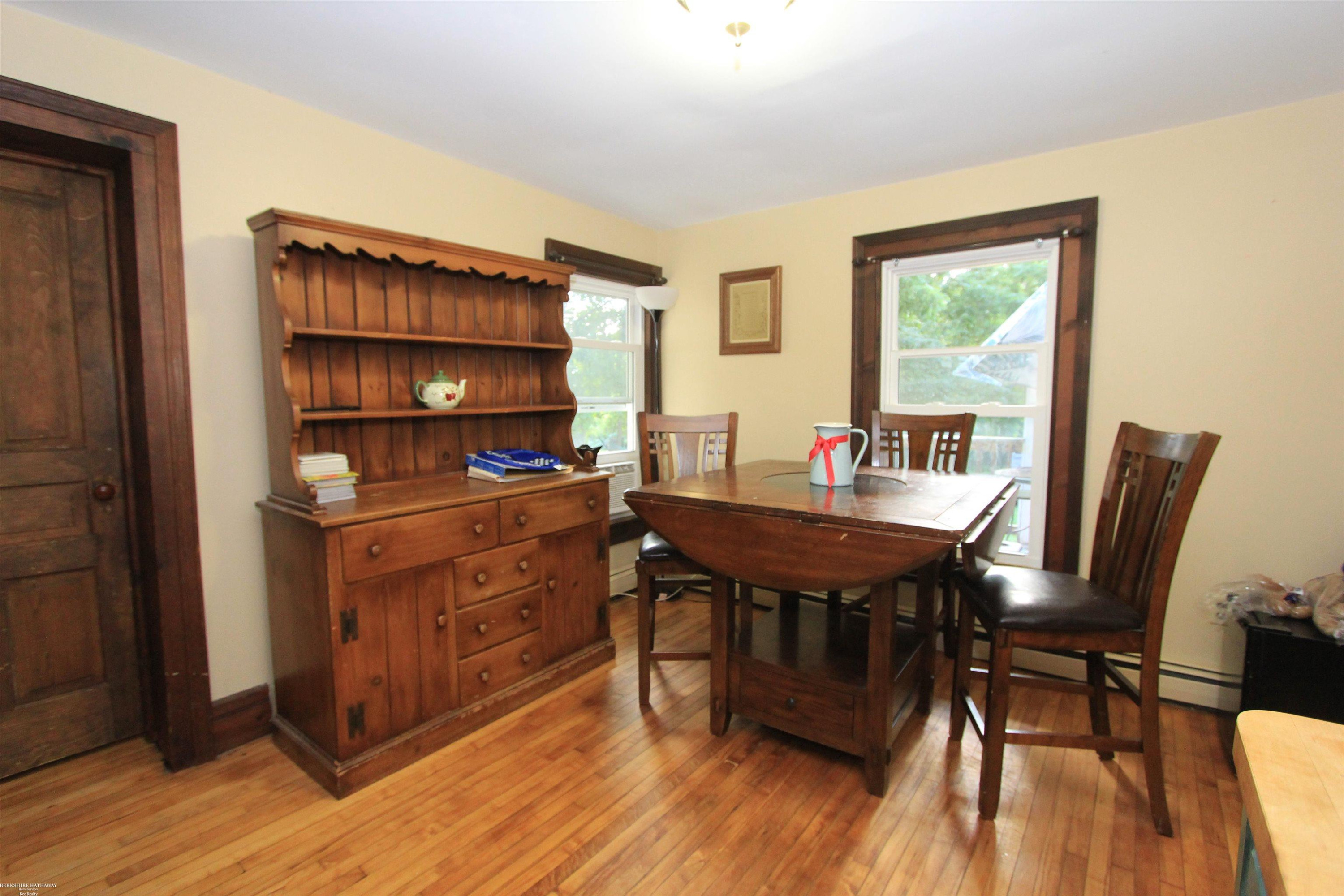 6831 Jefferson Road, North Branch, MI 48461 — Photo 7