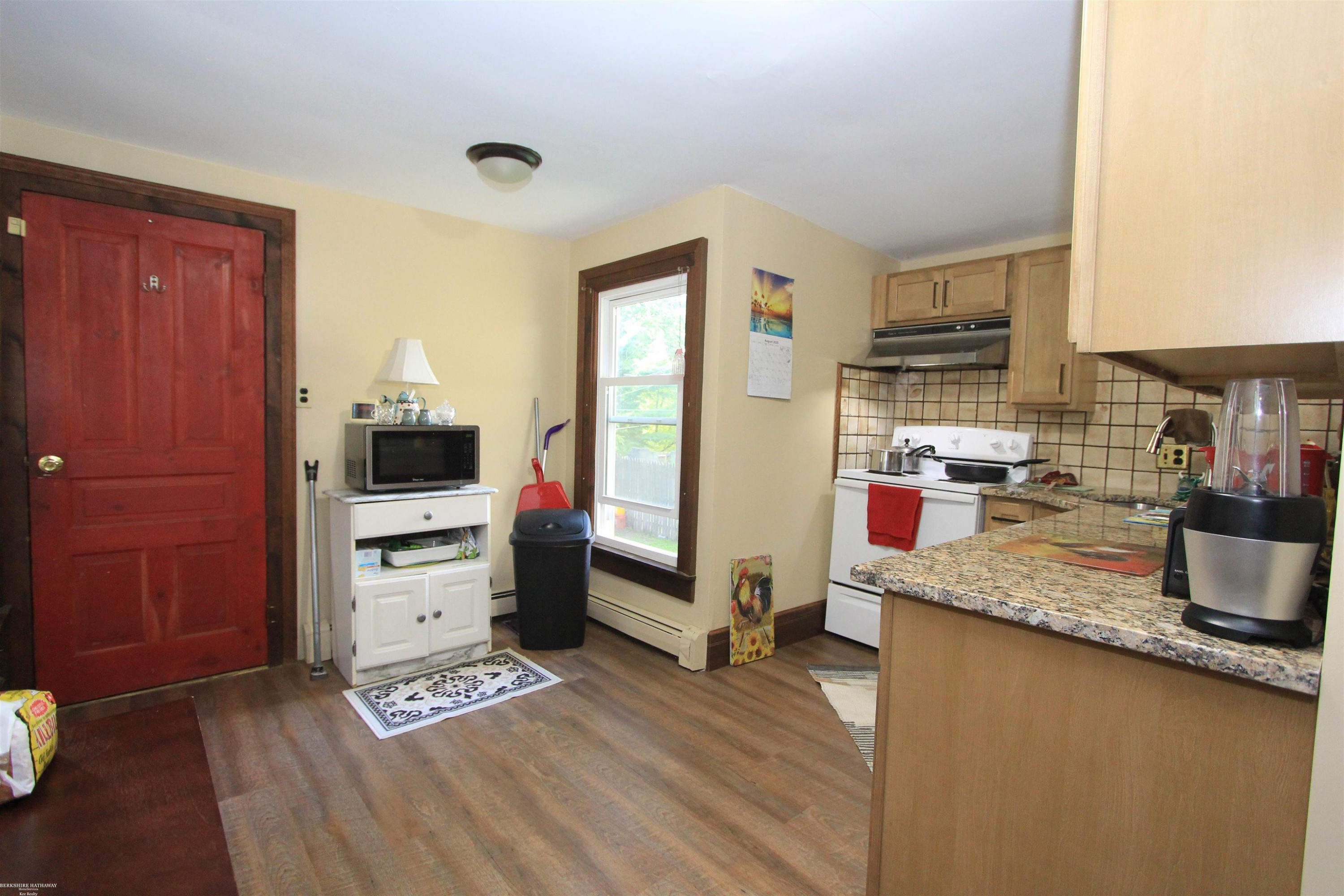6831 Jefferson Road, North Branch, MI 48461 — Photo 13